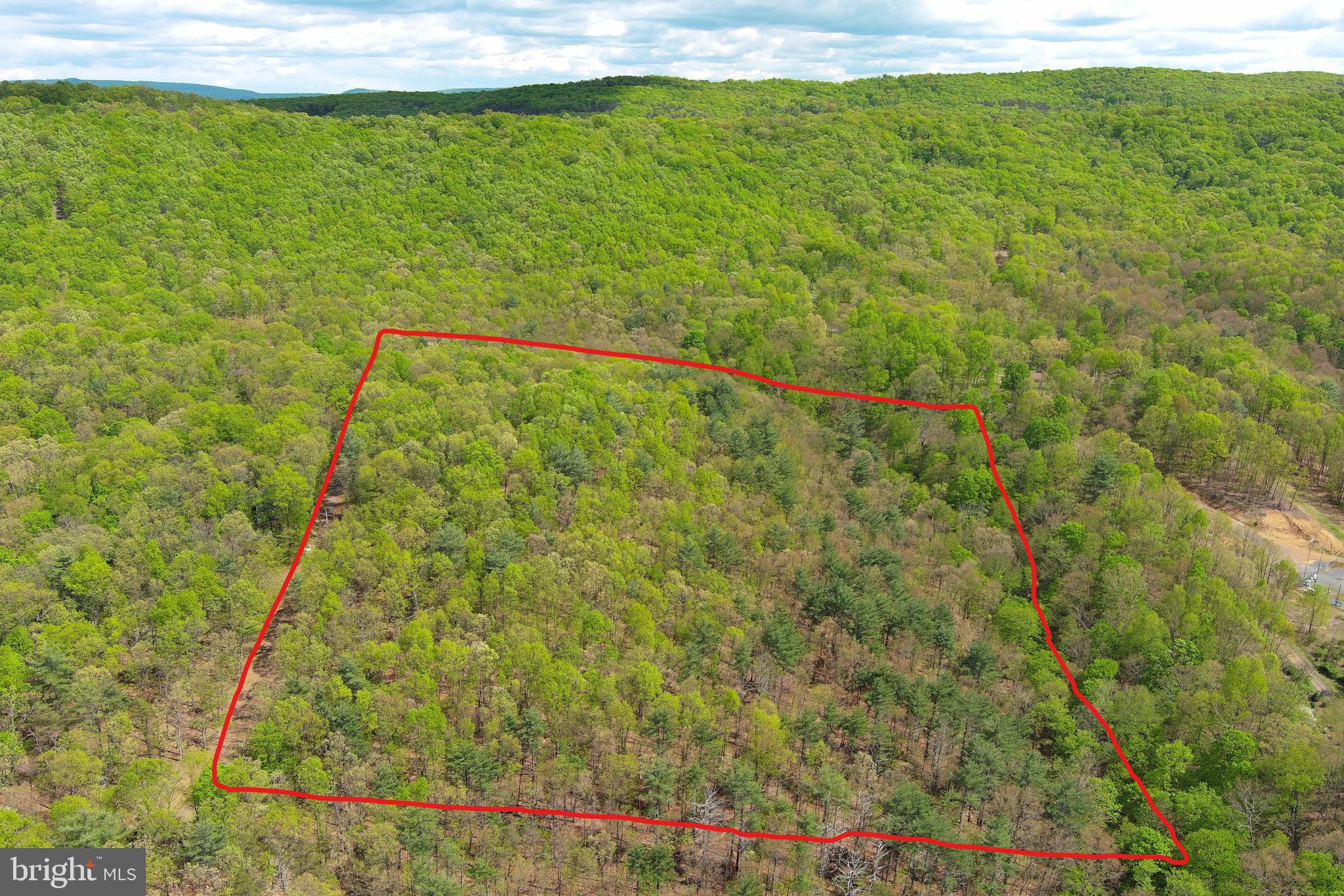 CACAPON MOUNTAIN RETREAT - Land