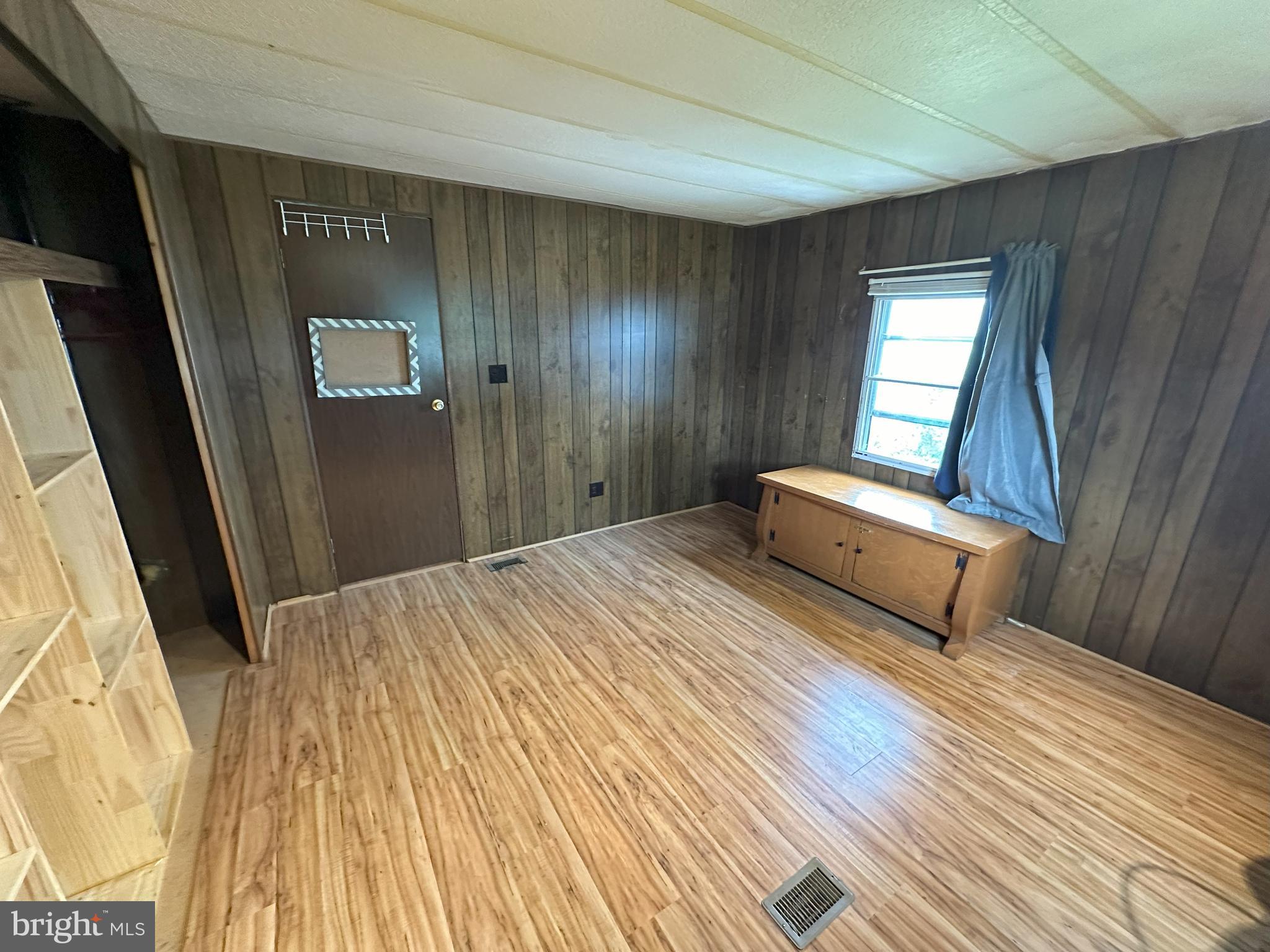 LAWSON MHP - Residential