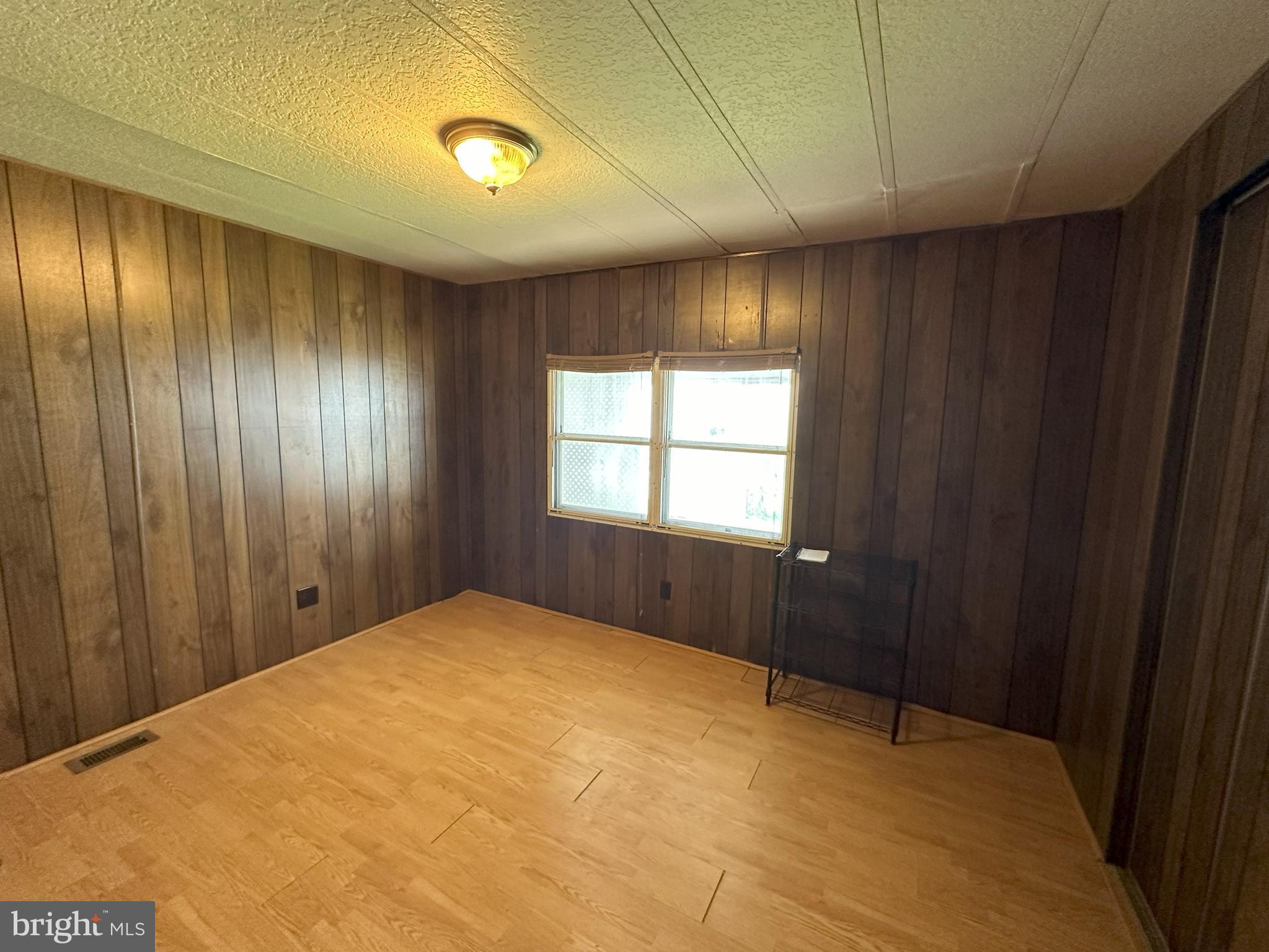 LAWSON MHP - Residential