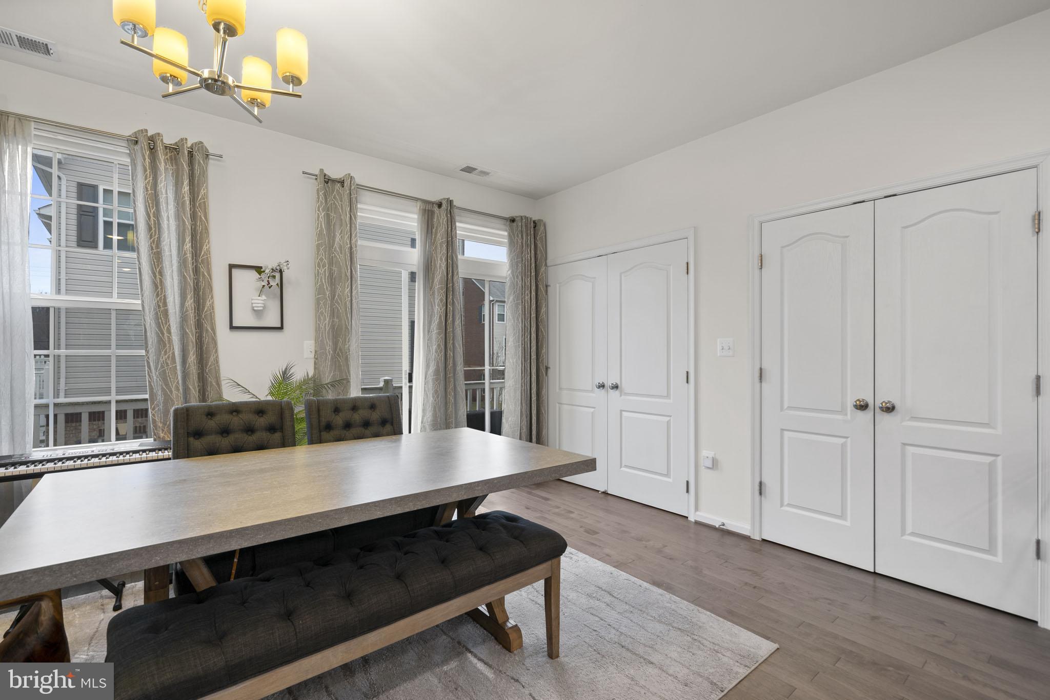 WESTPHALIA ROW - Residential