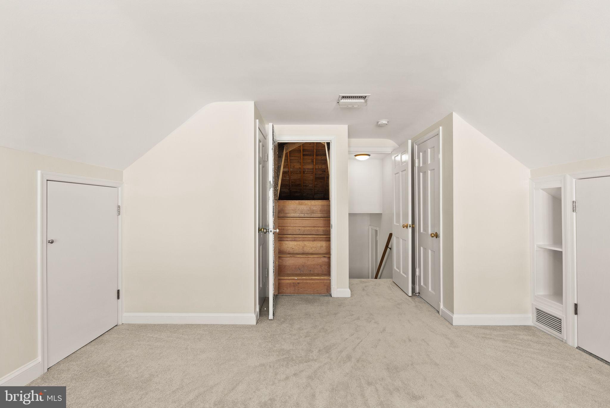 HEATHER HEIGHTS - Residential