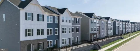 MLS: WVJF2025570