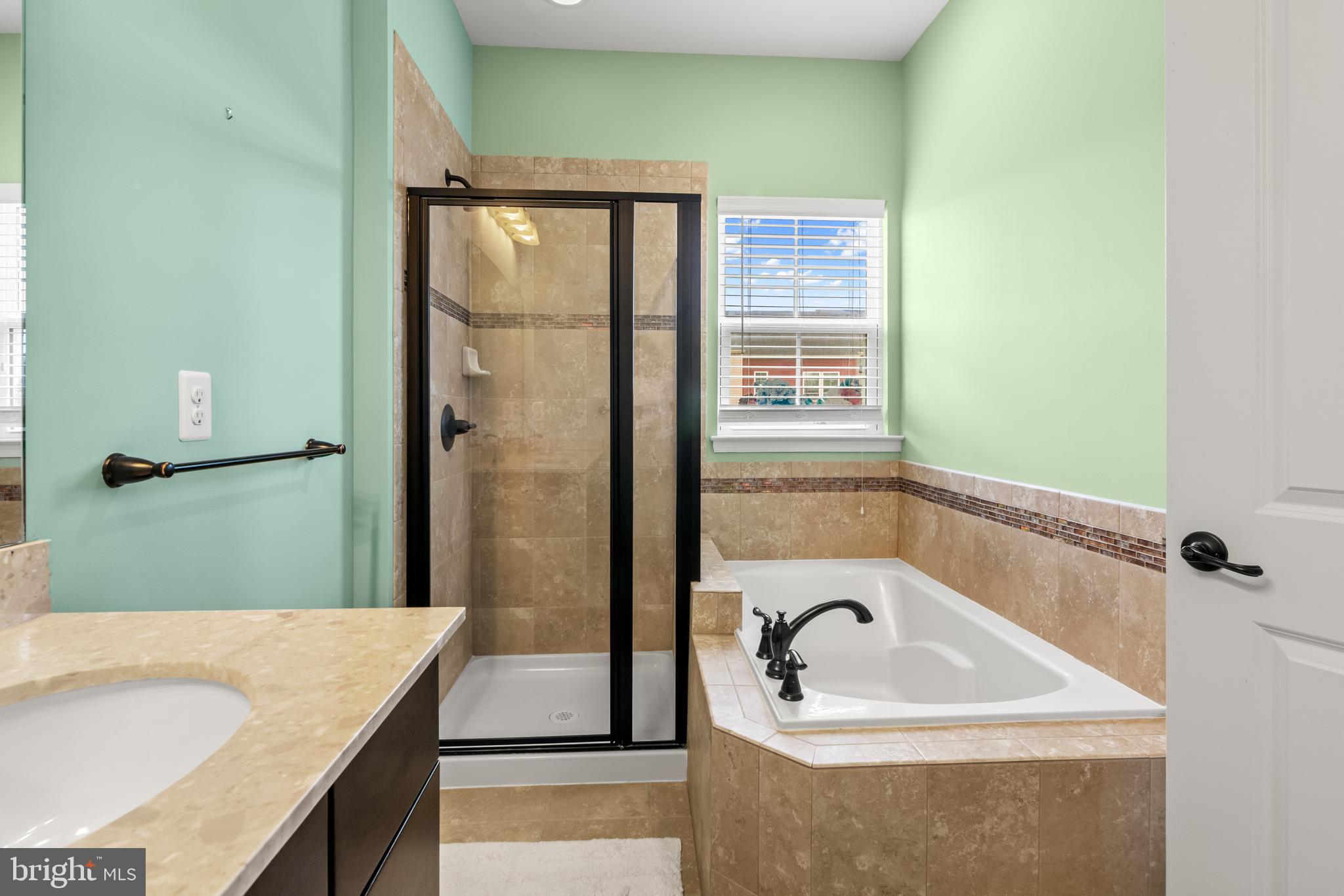 CREEKSIDE VILLAGE AT TANYARD SPRINGS - Residential