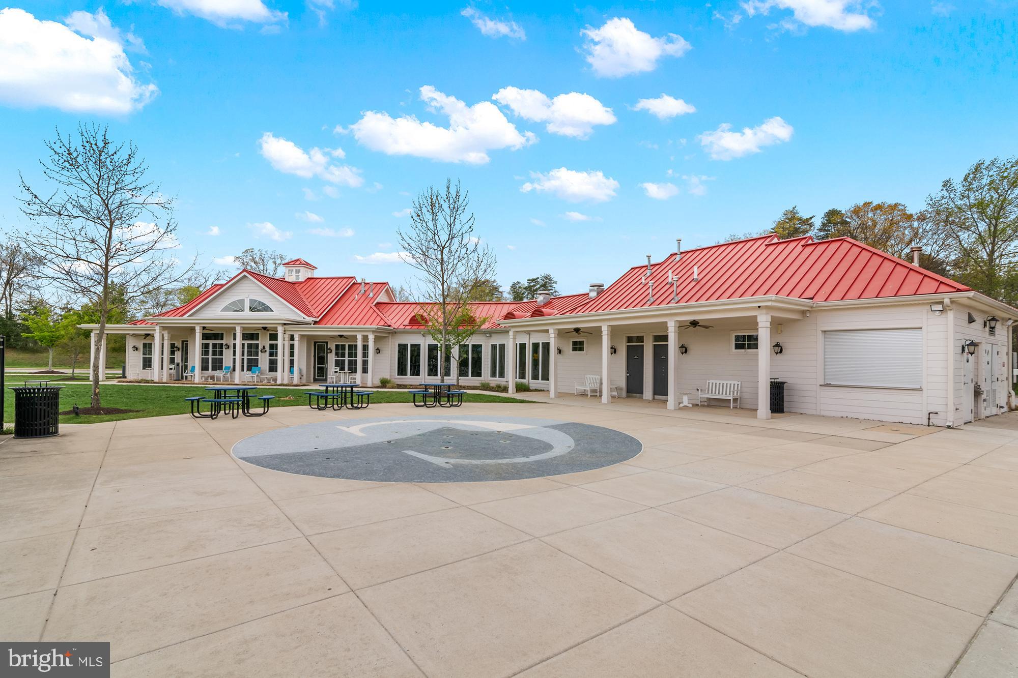 CREEKSIDE VILLAGE AT TANYARD SPRINGS - Residential