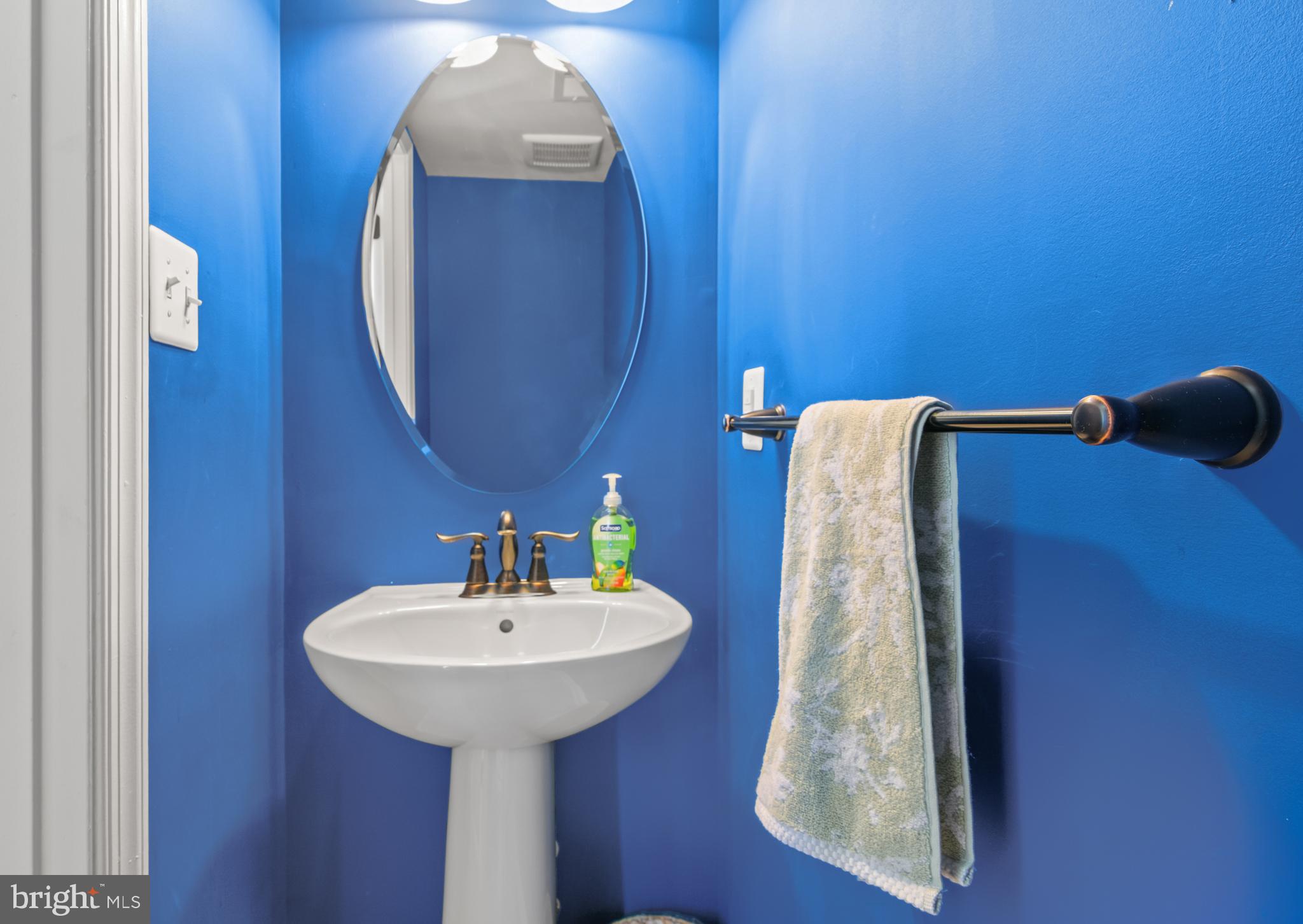 CREEKSIDE VILLAGE AT TANYARD SPRINGS - Residential