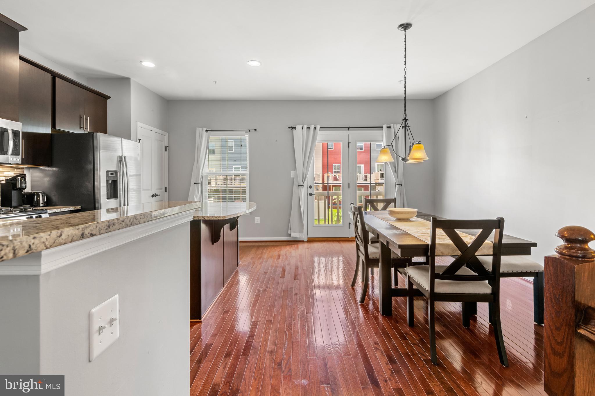 CREEKSIDE VILLAGE AT TANYARD SPRINGS - Residential