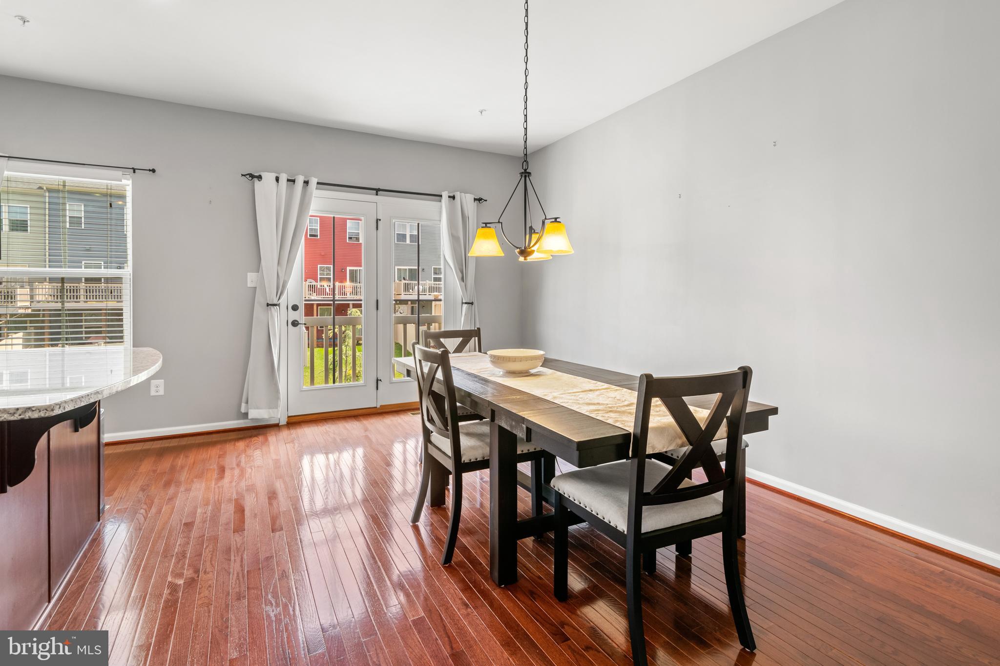 CREEKSIDE VILLAGE AT TANYARD SPRINGS - Residential