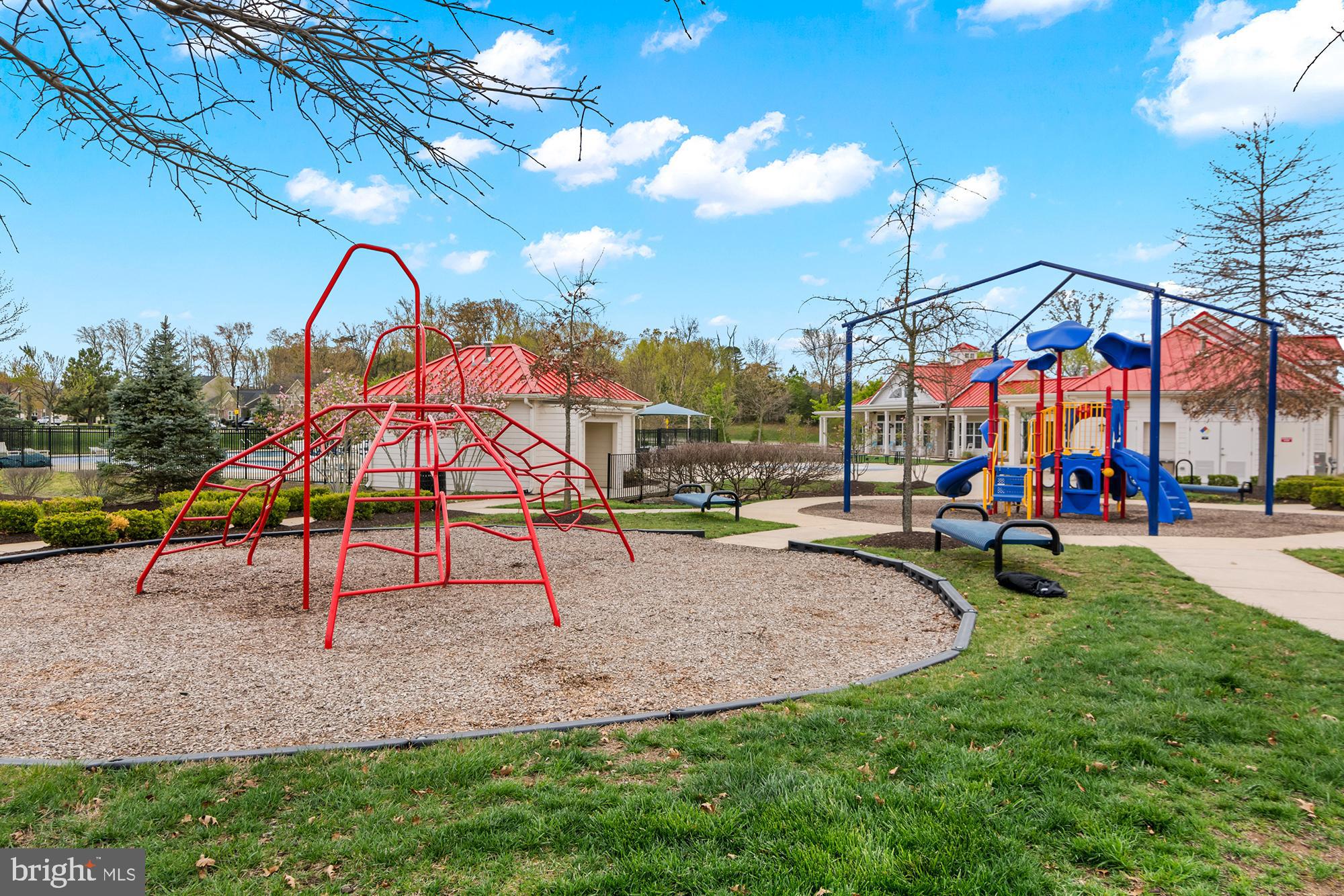 CREEKSIDE VILLAGE AT TANYARD SPRINGS - Residential