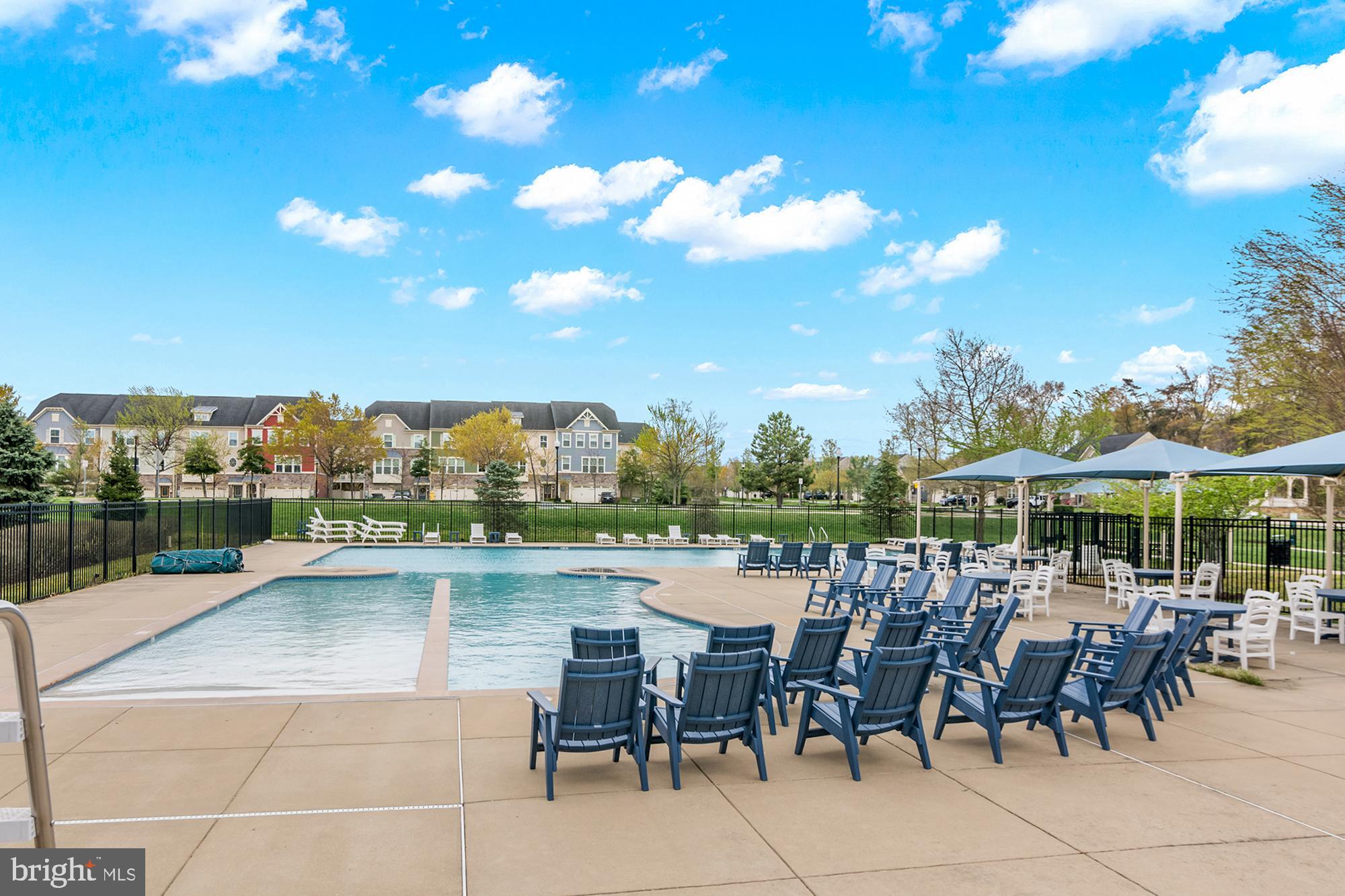 CREEKSIDE VILLAGE AT TANYARD SPRINGS - Residential