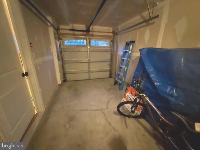 CREEKSIDE VILLAGE AT TANYARD SPRINGS - Residential