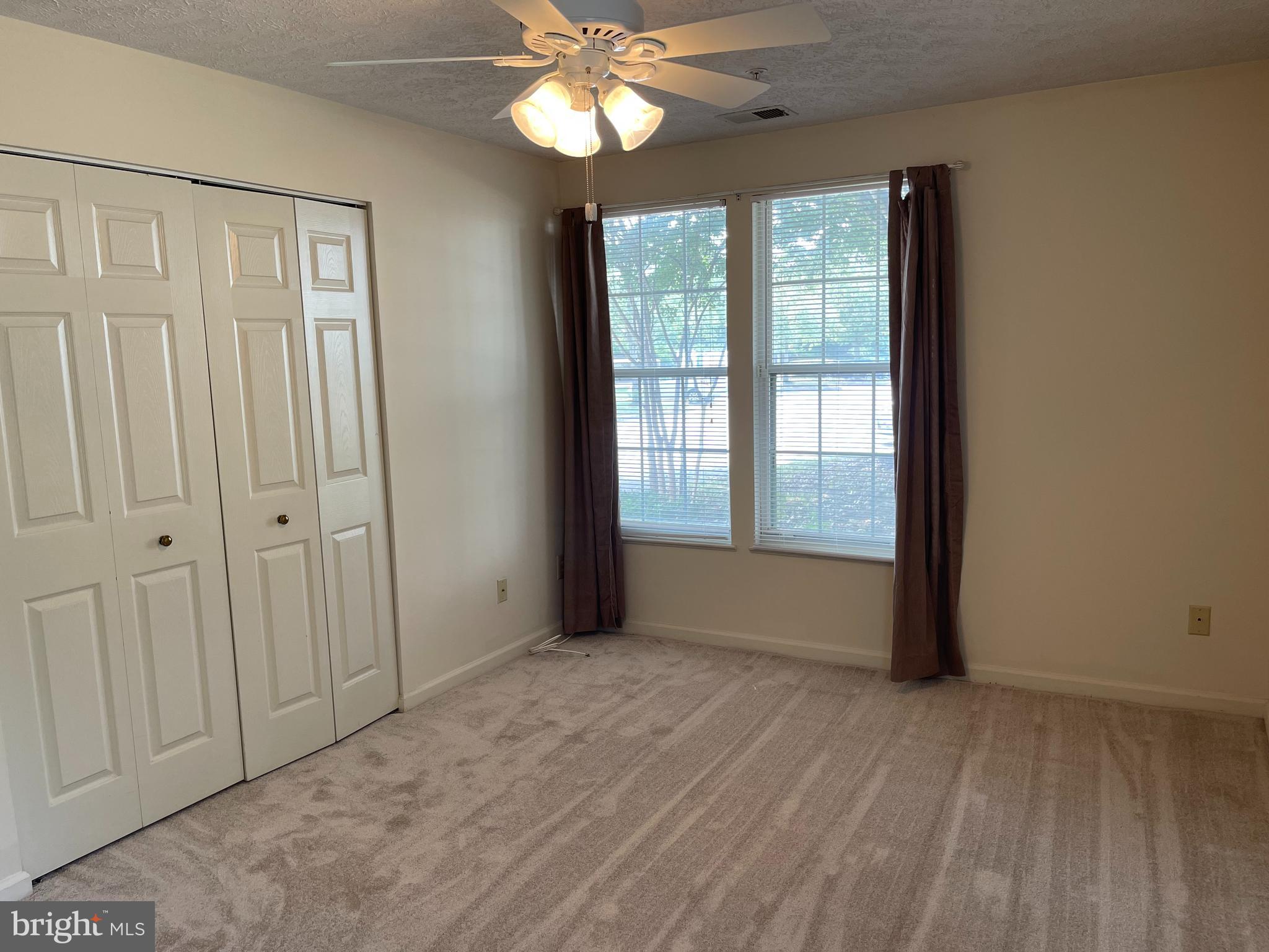 PINEY ORCHARD - Residential Lease