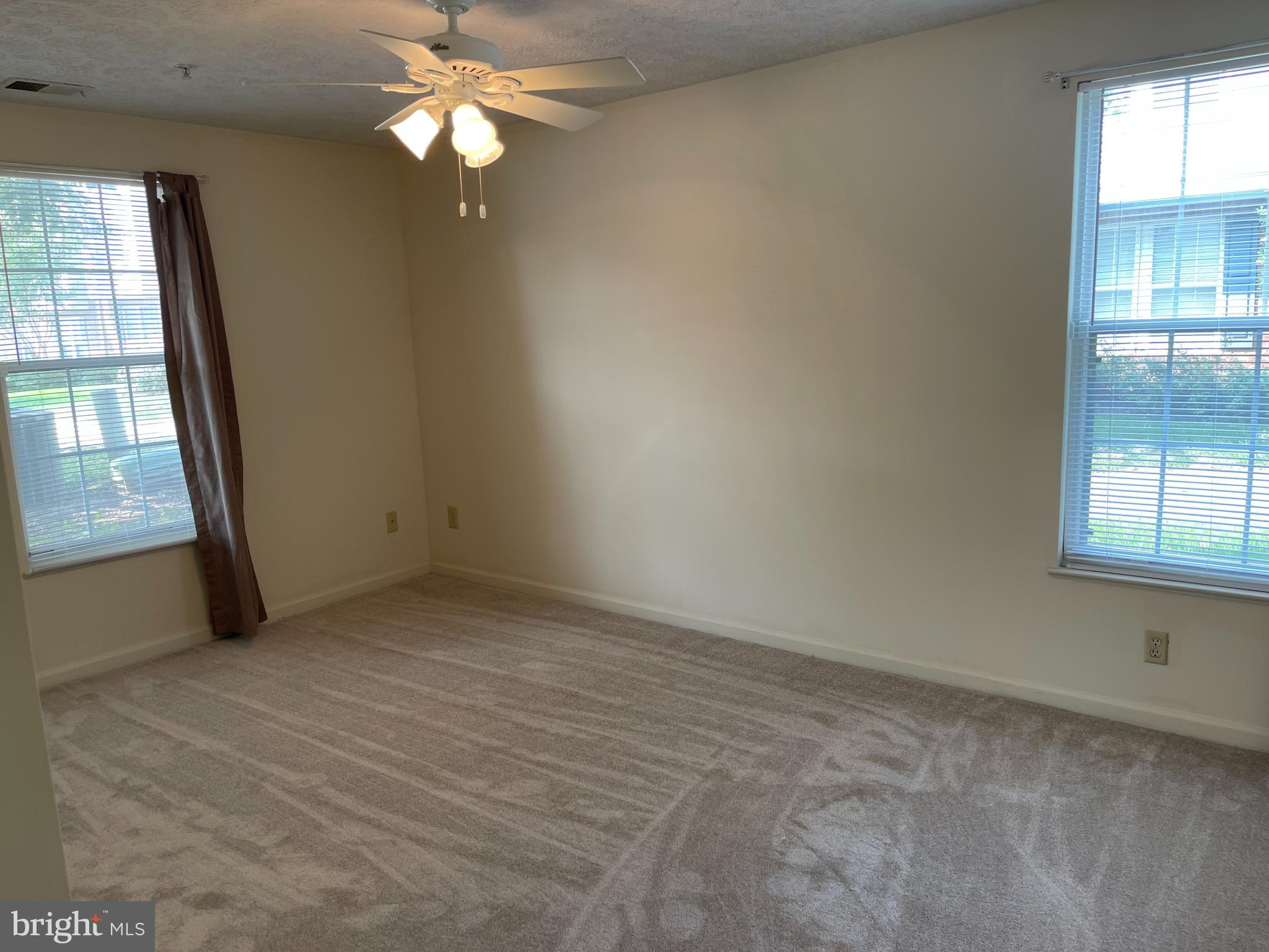 PINEY ORCHARD - Residential Lease