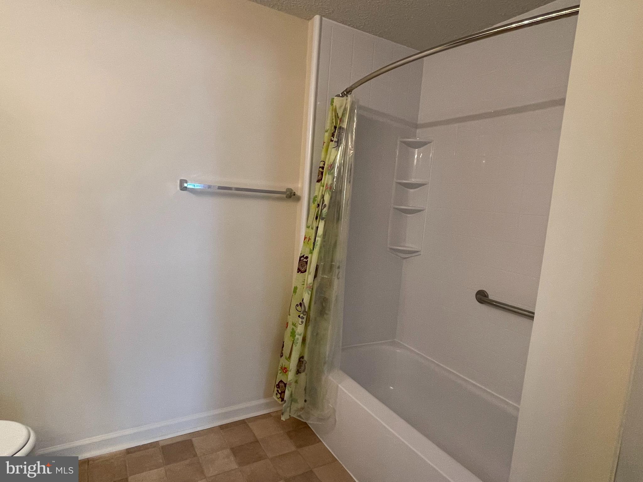 PINEY ORCHARD - Residential Lease