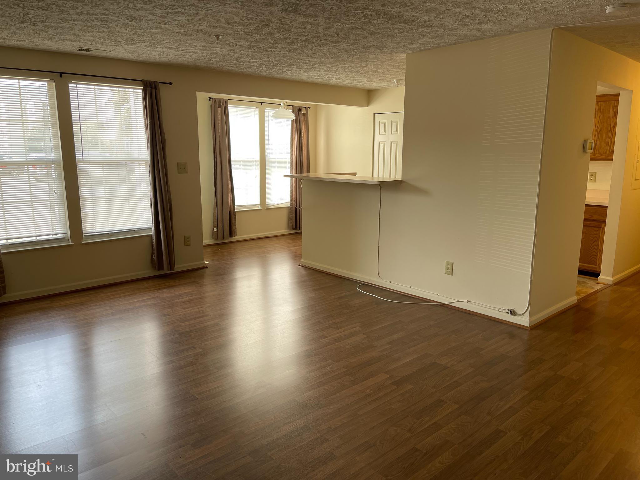 PINEY ORCHARD - Residential Lease