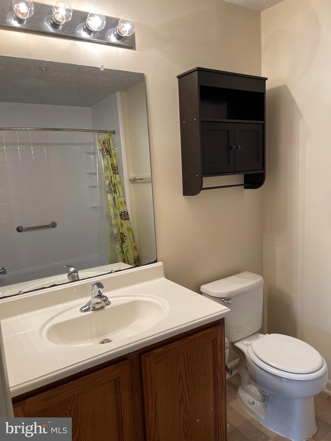 PINEY ORCHARD - Residential Lease