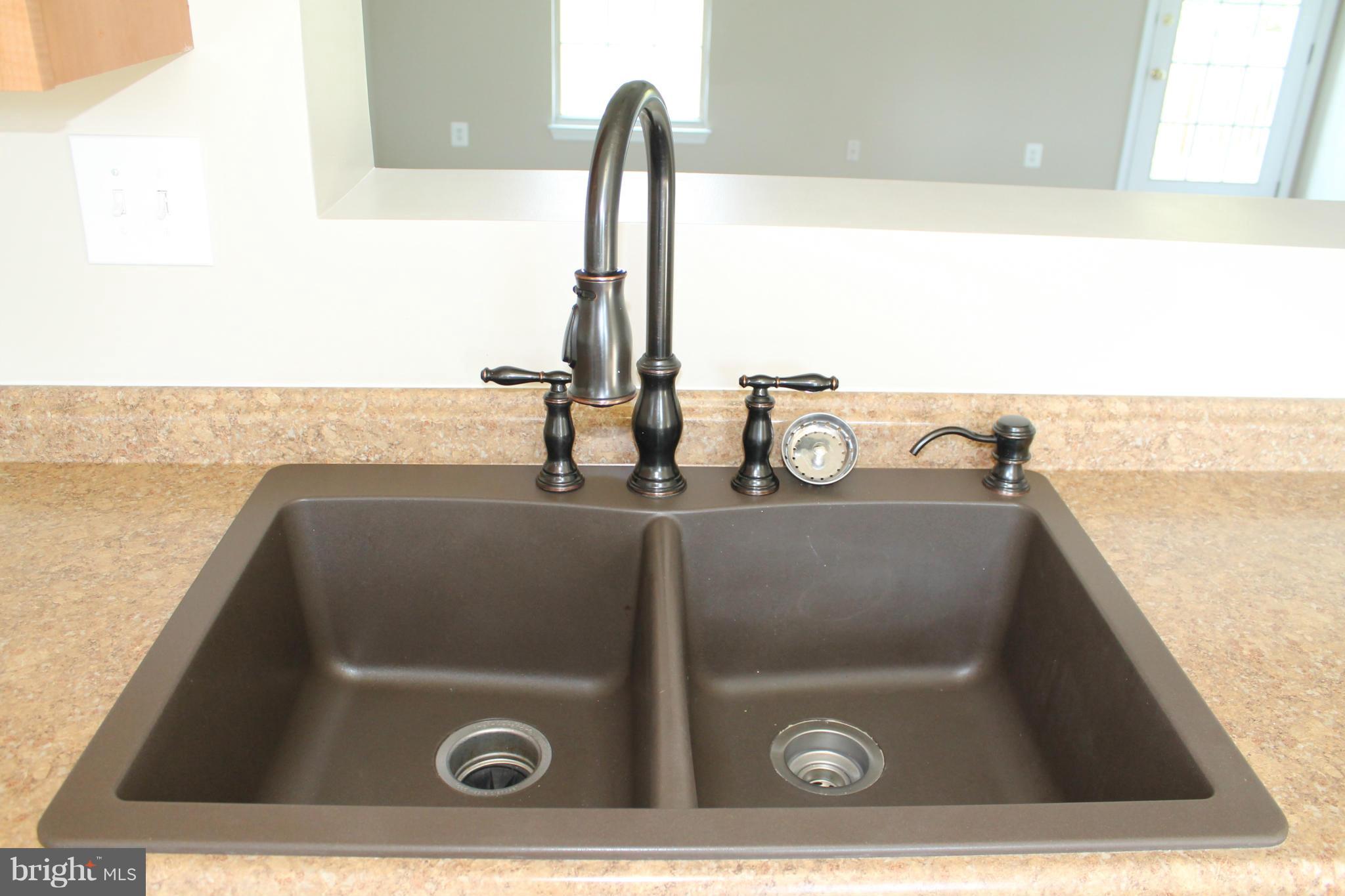 WEST SHORE - Residential