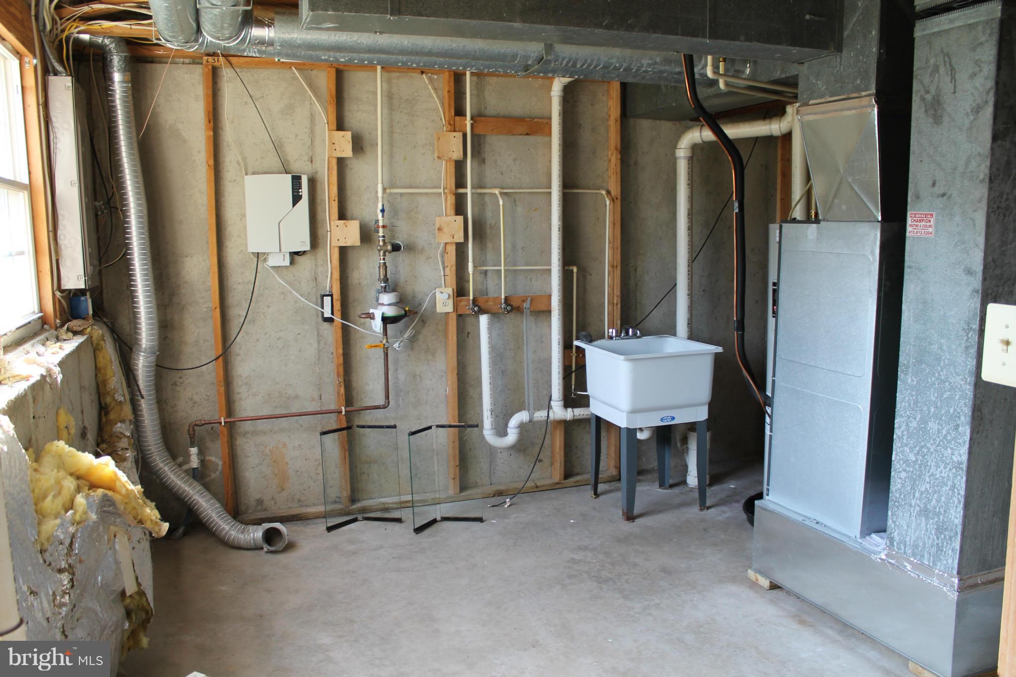 WEST SHORE - Residential