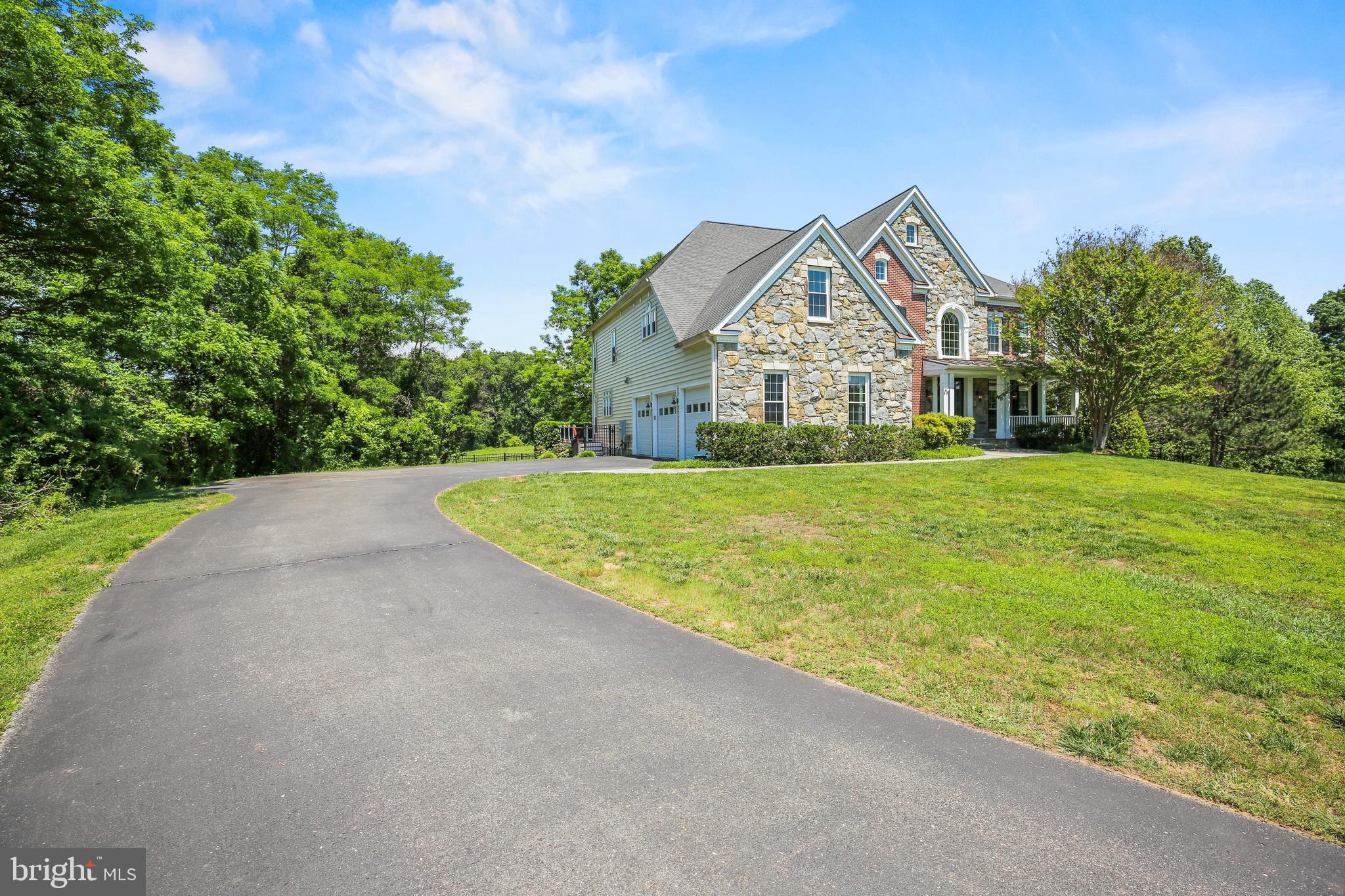 7017 CYPRESS HILL DRIVE