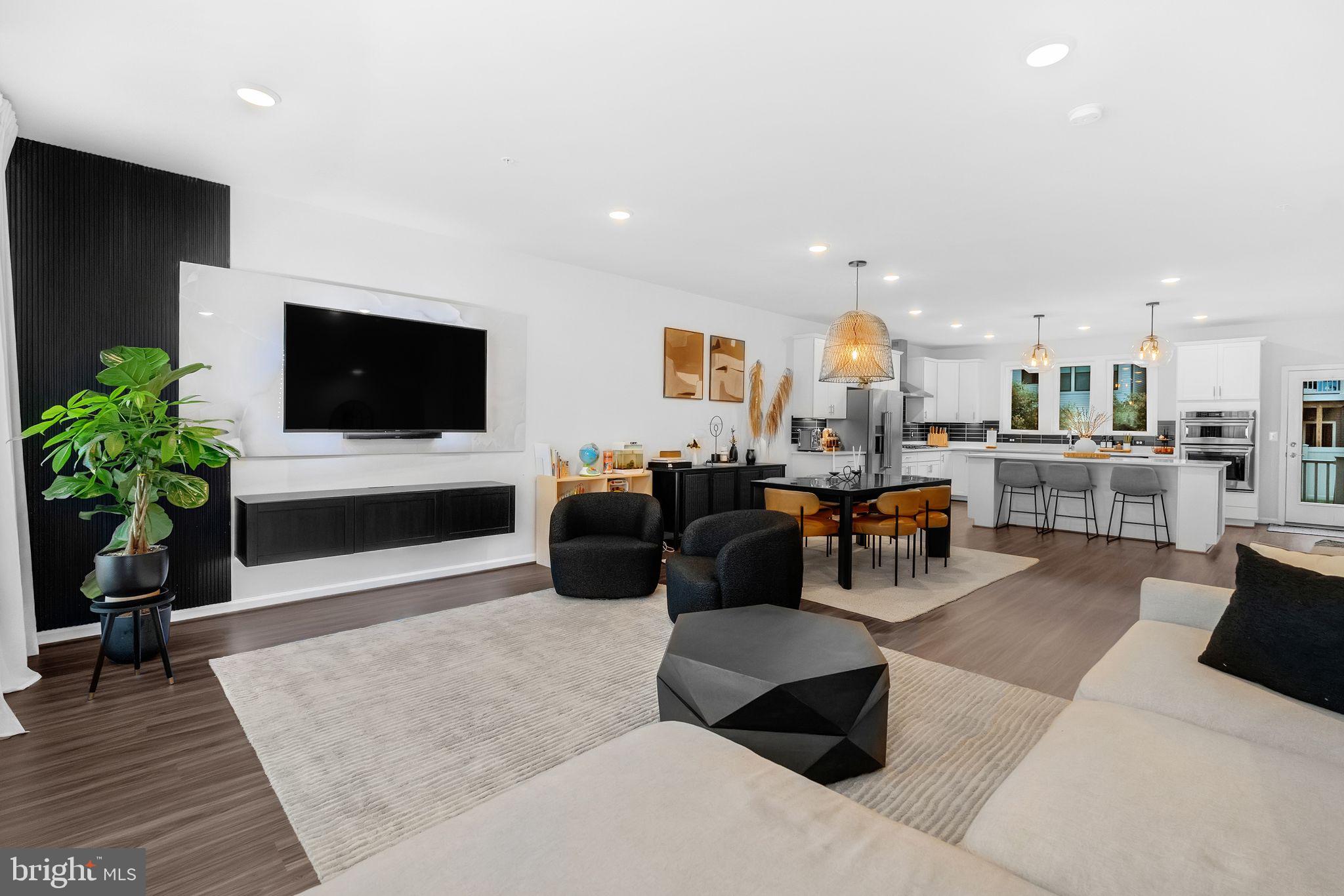 WATERSHED - Residential Lease