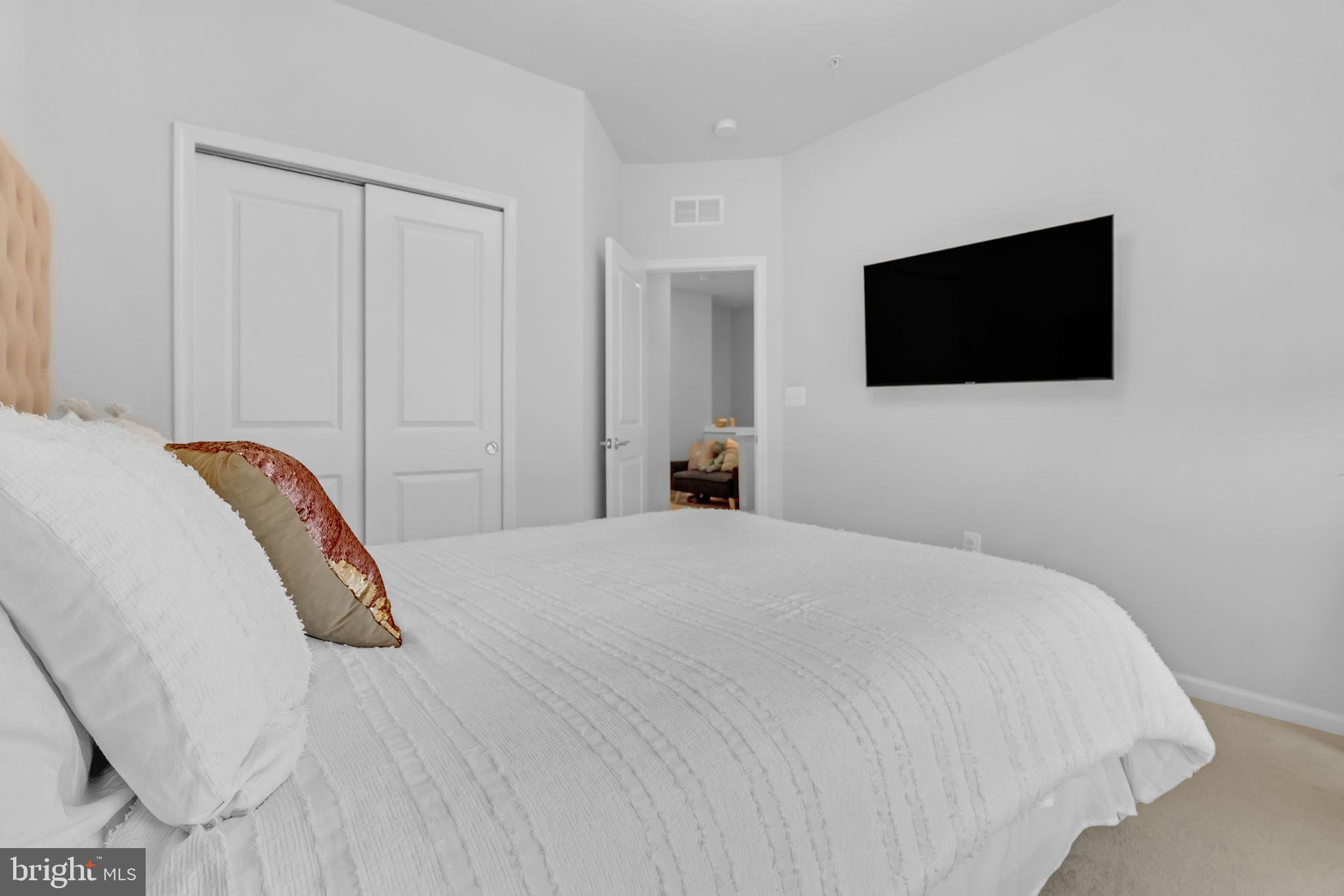 WATERSHED - Residential Lease