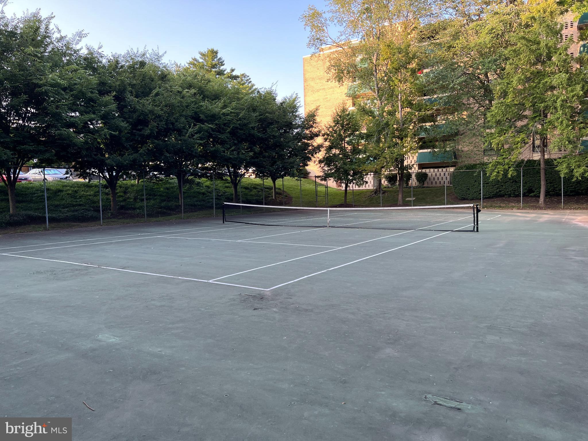 LAFAYETTE PARK CONDOMINIUM - Residential