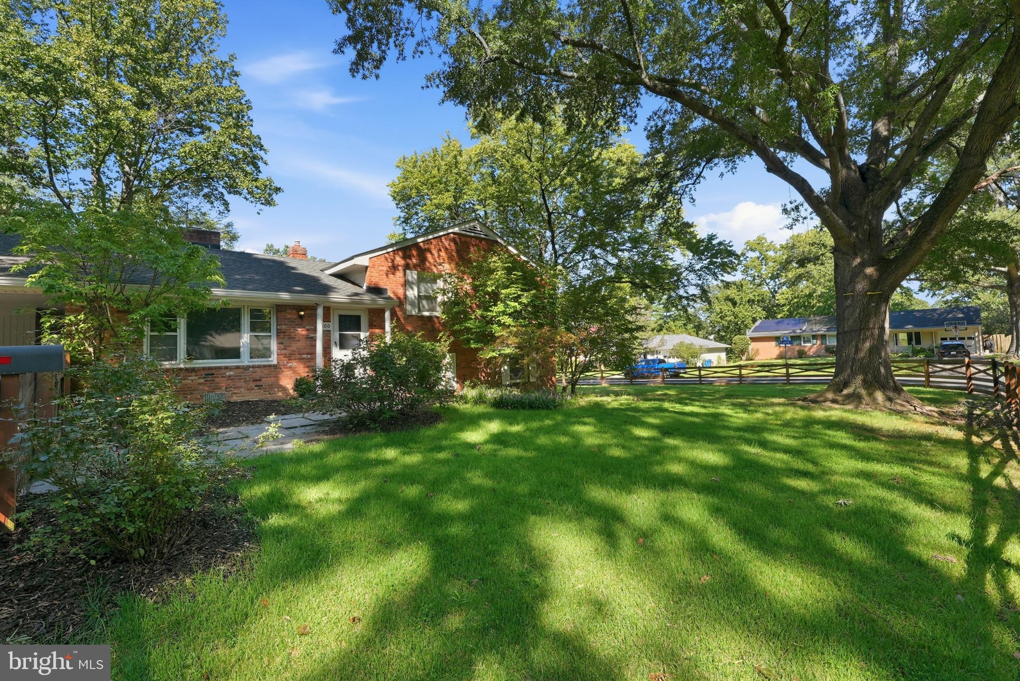 Search Homes 4 6800 AVA STREET