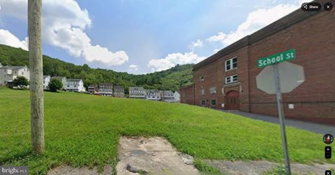 0 W HIGH STREET NESQUEHONING PA 18240