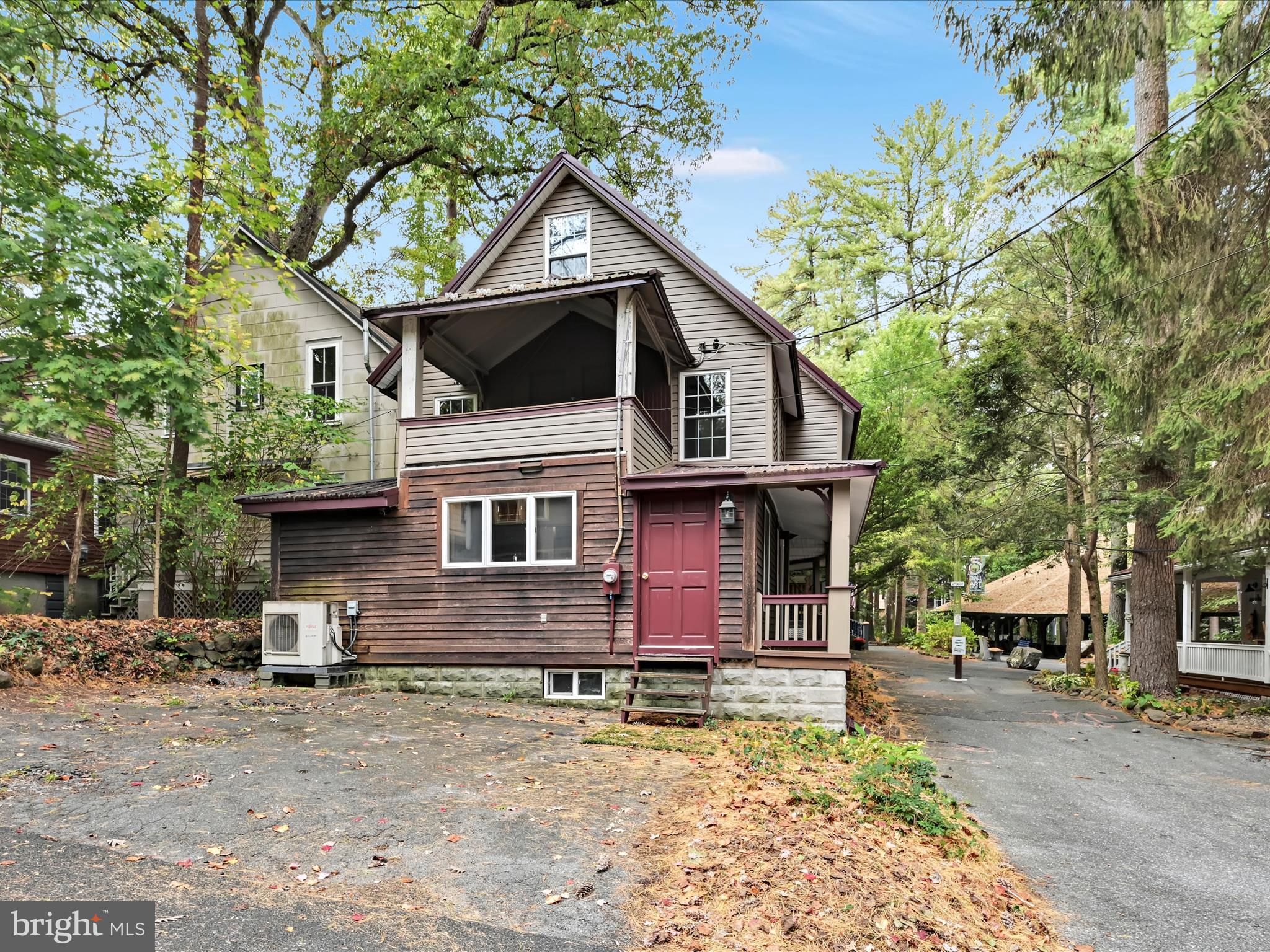 MT. GRETNA AREA - Residential