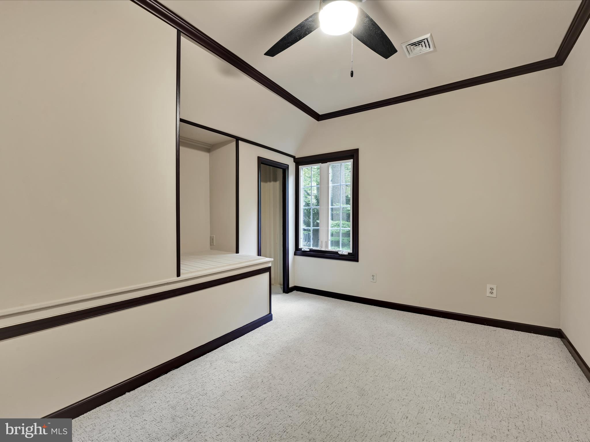 MT. GRETNA AREA - Residential