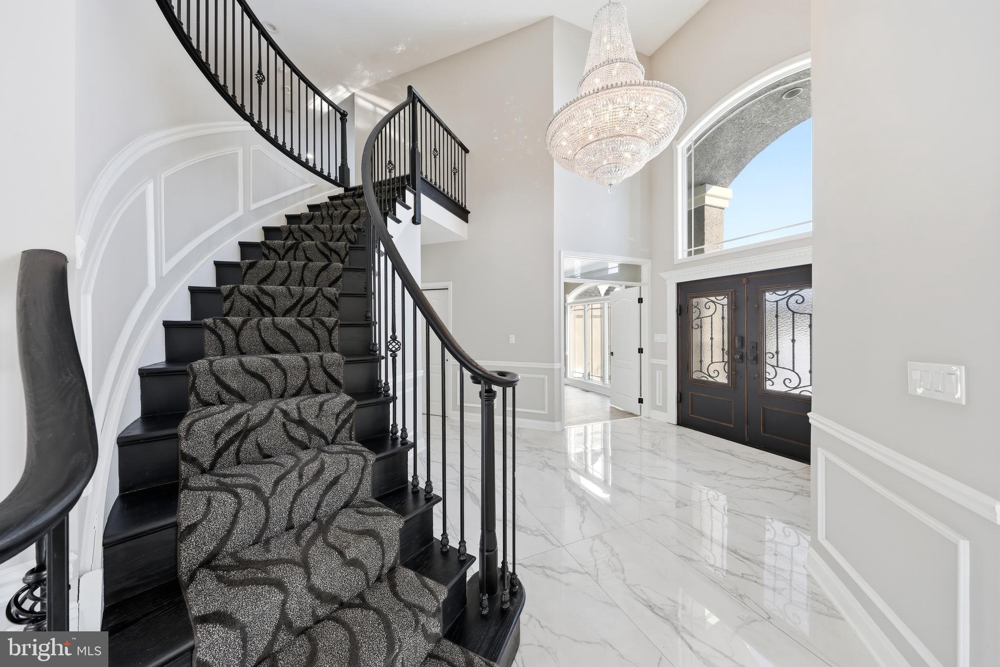 201 CHURCHILL WAY
