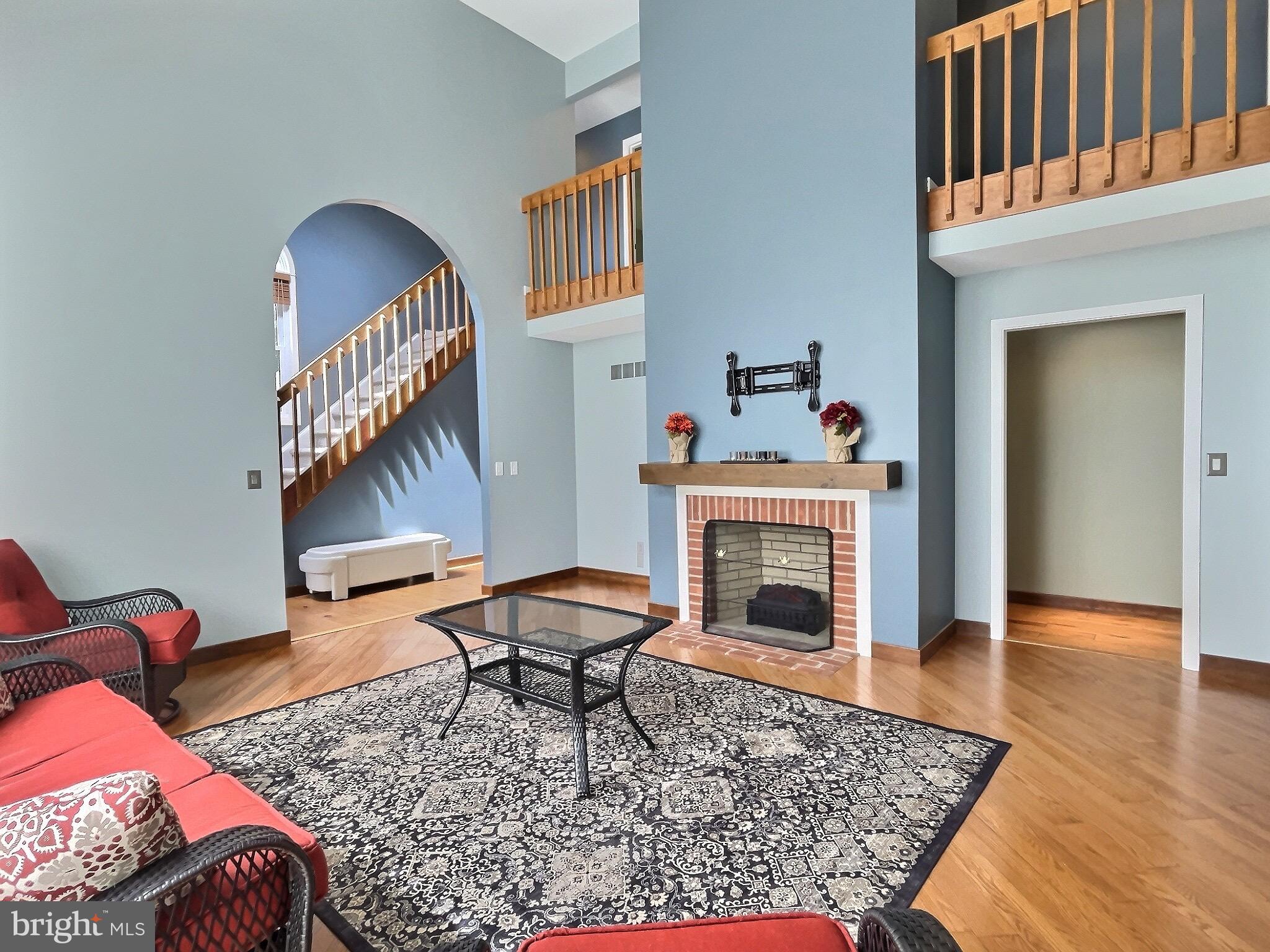 5 WHITEHAVEN COURT