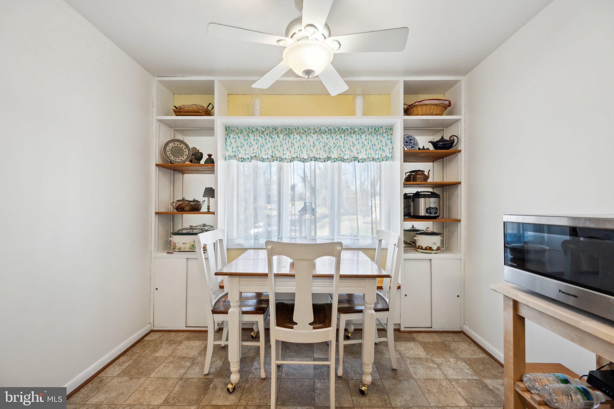 HILLSIDE ACRES - Residential