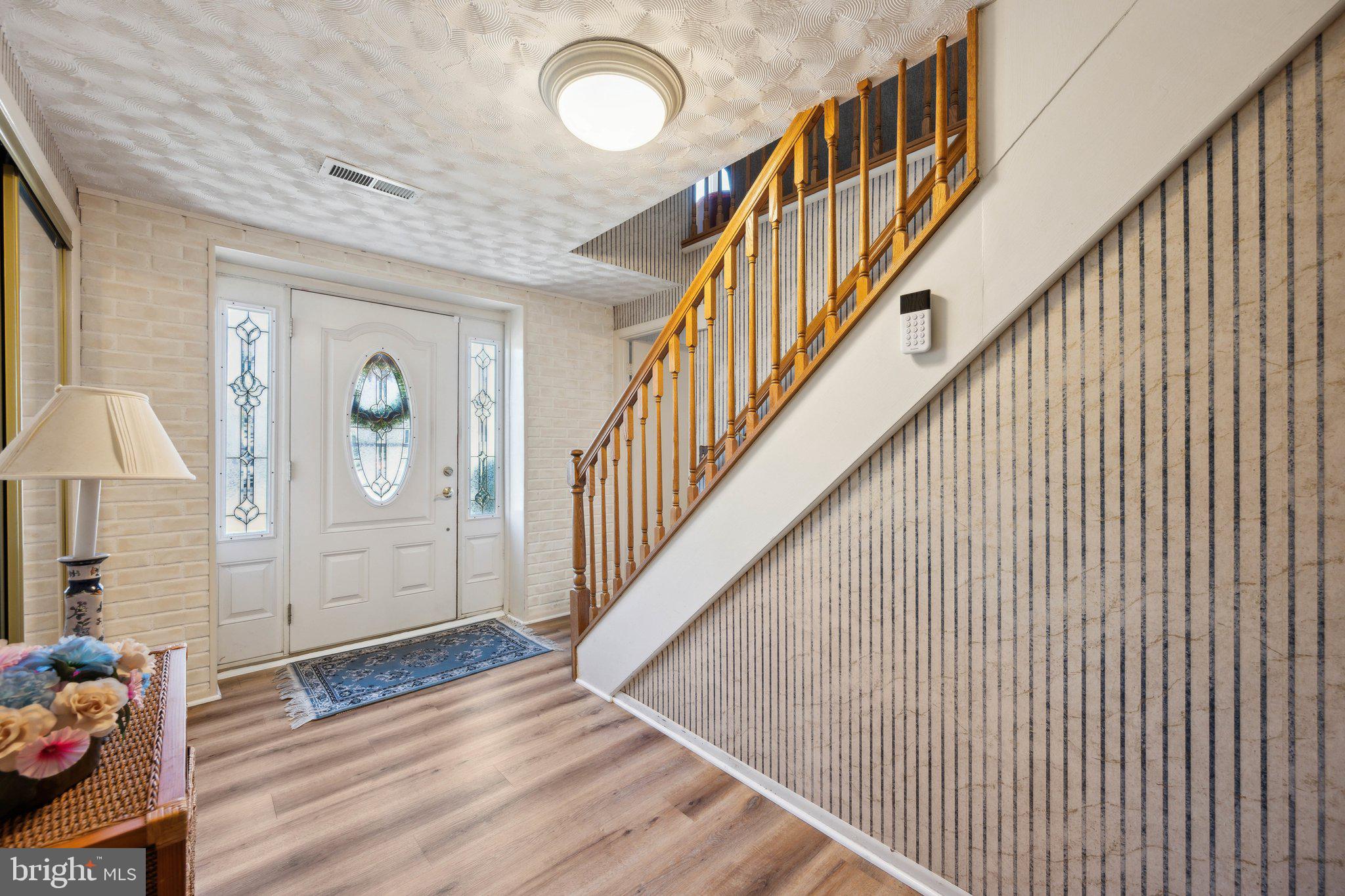 HILLSIDE ACRES - Residential