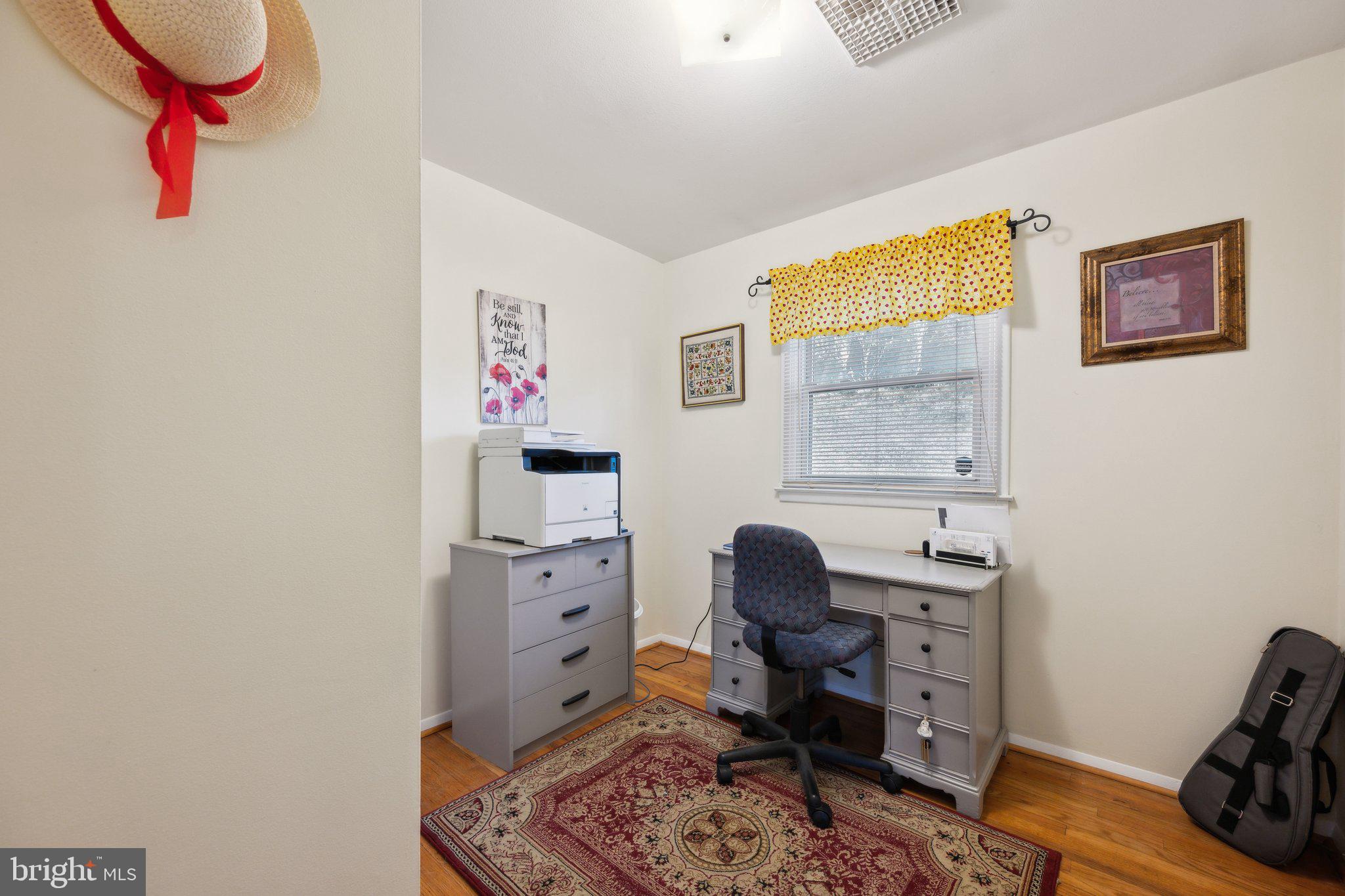 HILLSIDE ACRES - Residential