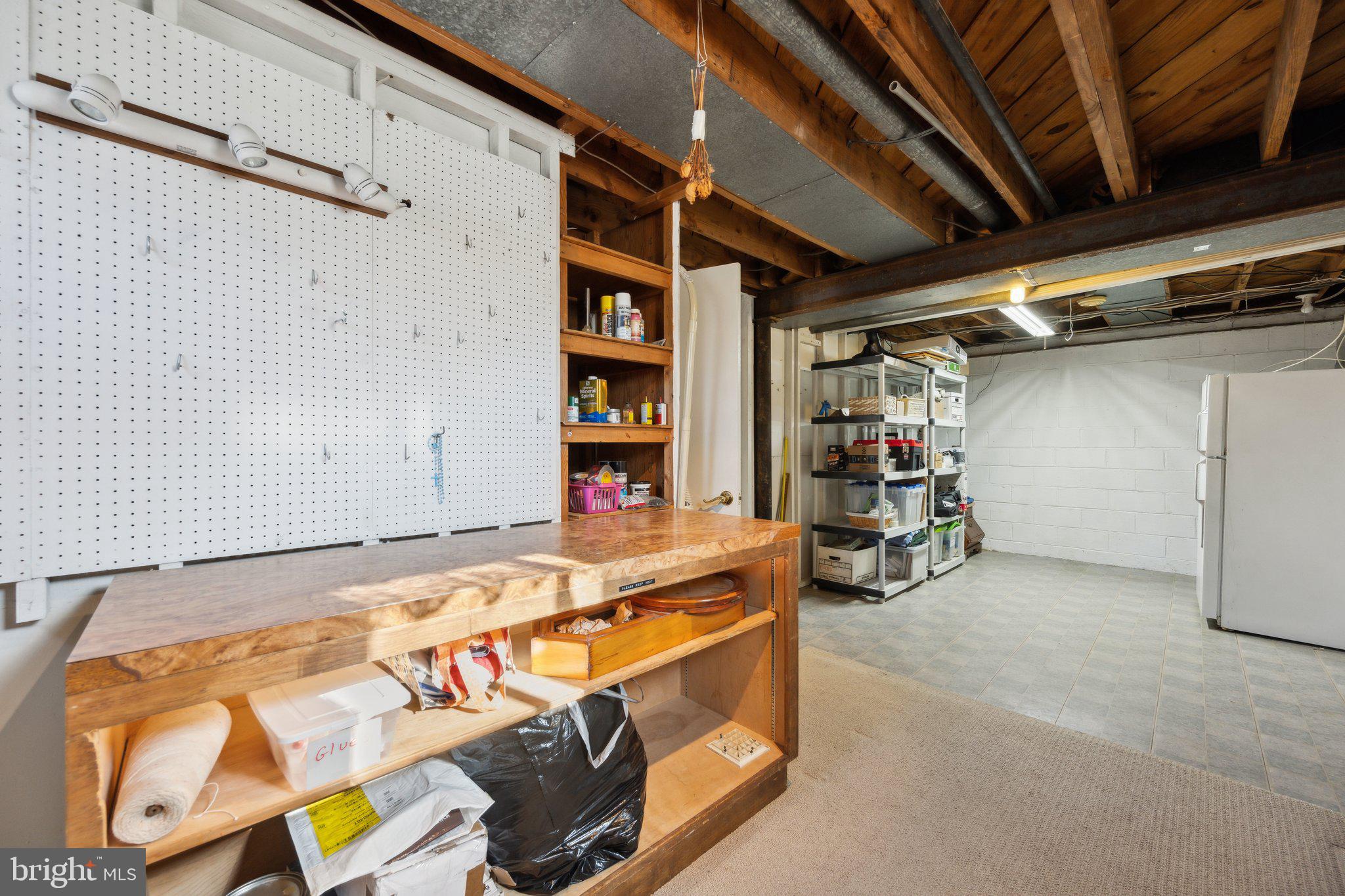 HILLSIDE ACRES - Residential