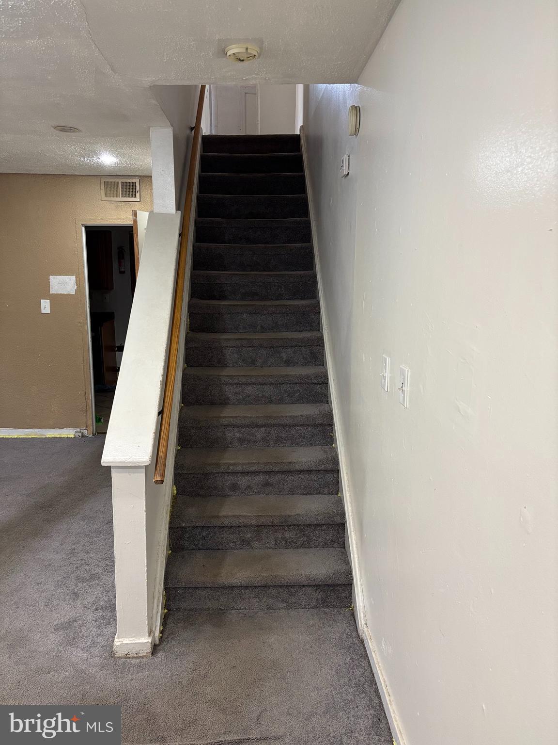 DUPONT VILLAGE - Residential