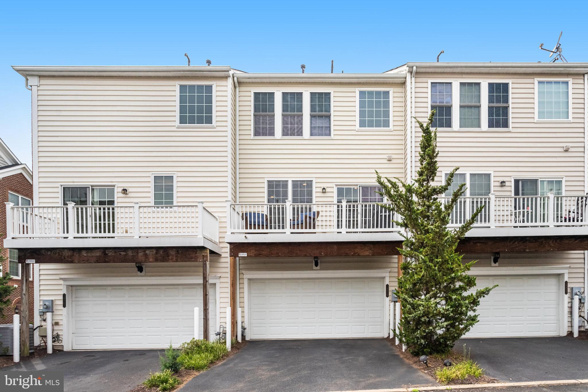 POTOMAC CLUB - Residential Lease