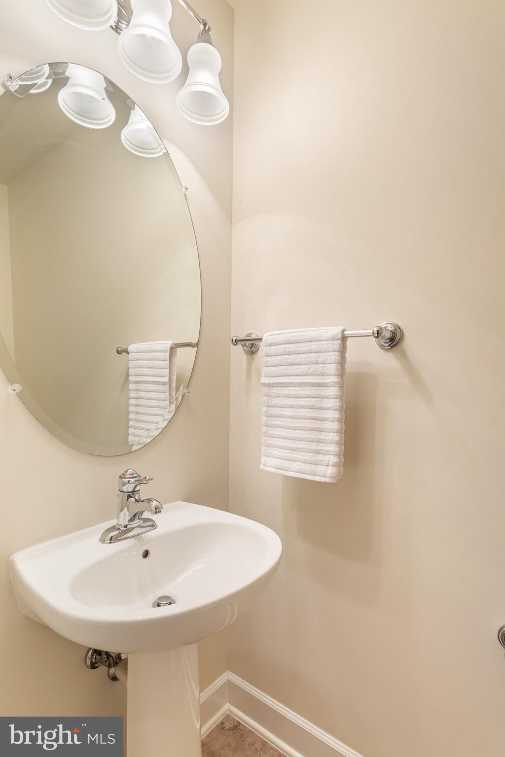 POTOMAC CLUB - Residential Lease