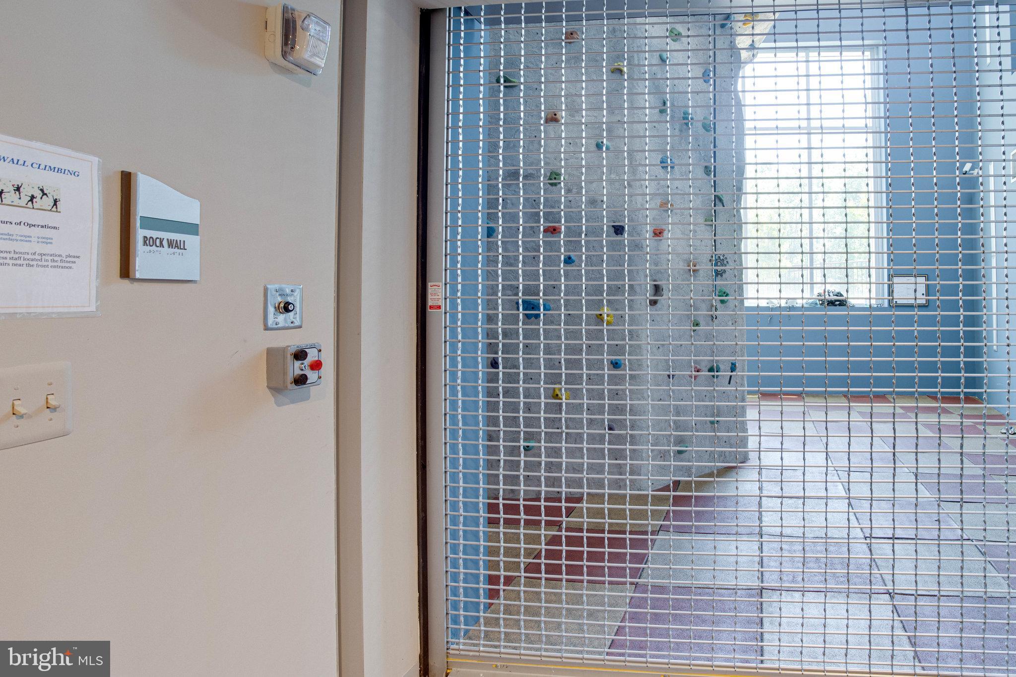 POTOMAC CLUB - Residential Lease