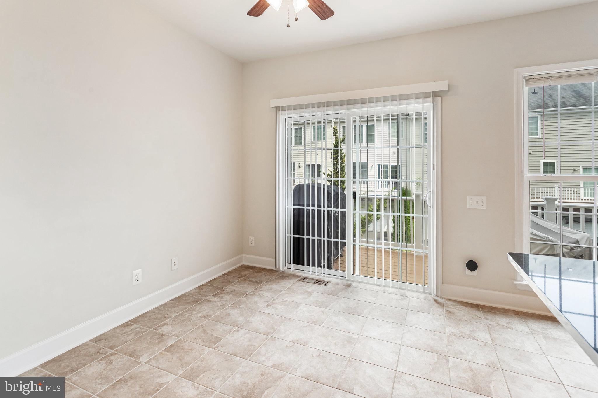 POTOMAC CLUB - Residential Lease