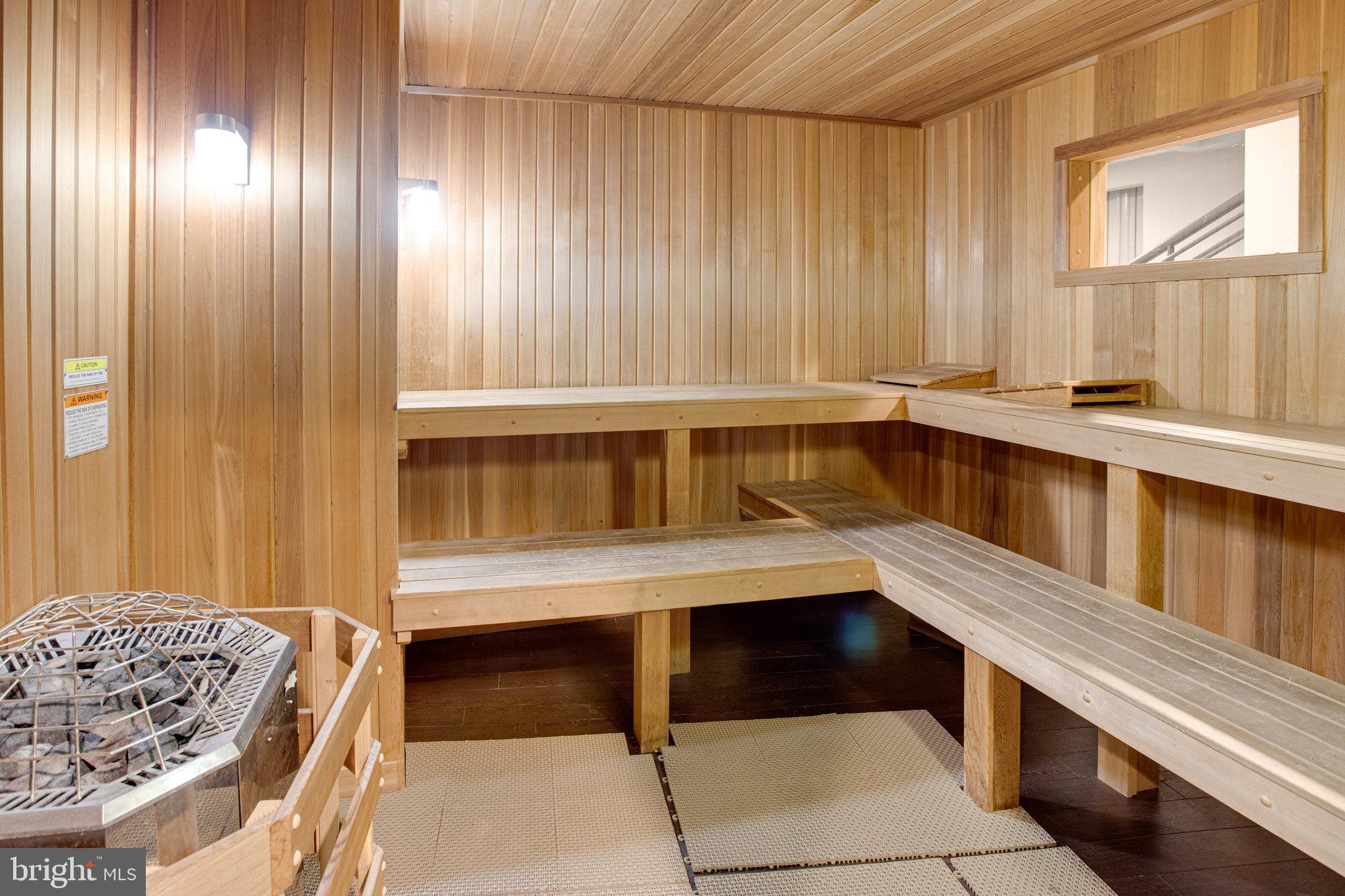 POTOMAC CLUB - Residential Lease