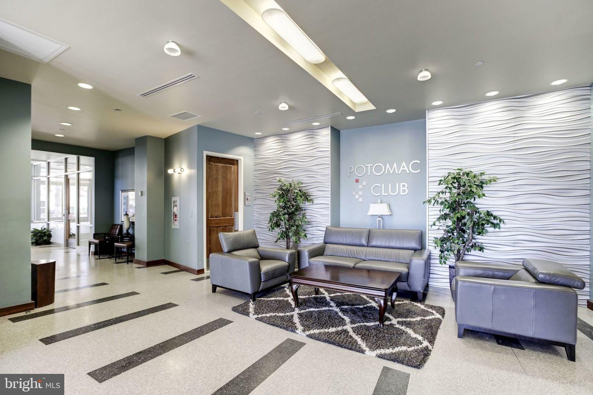 POTOMAC CLUB - Residential Lease