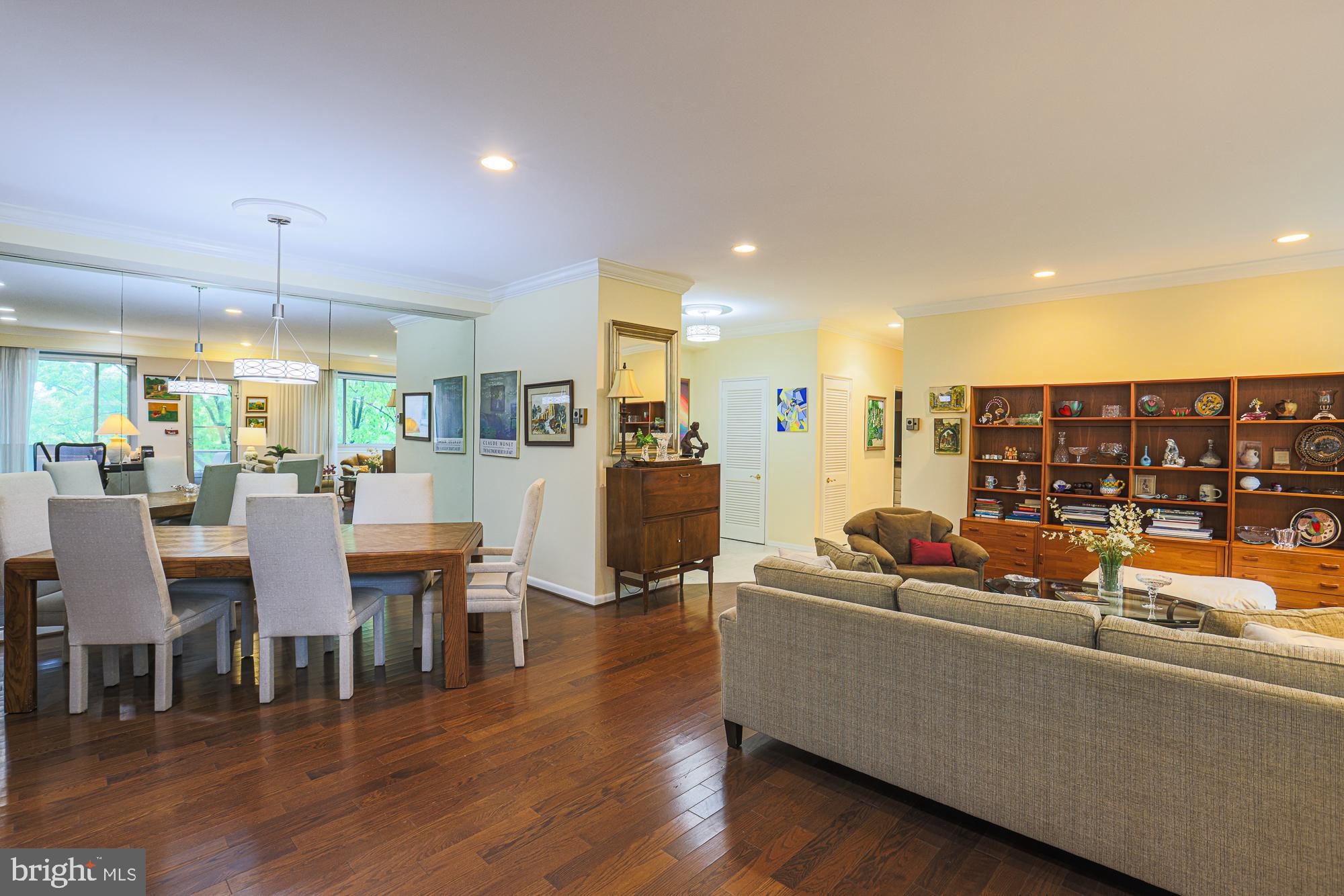 PIKESVILLE - Residential