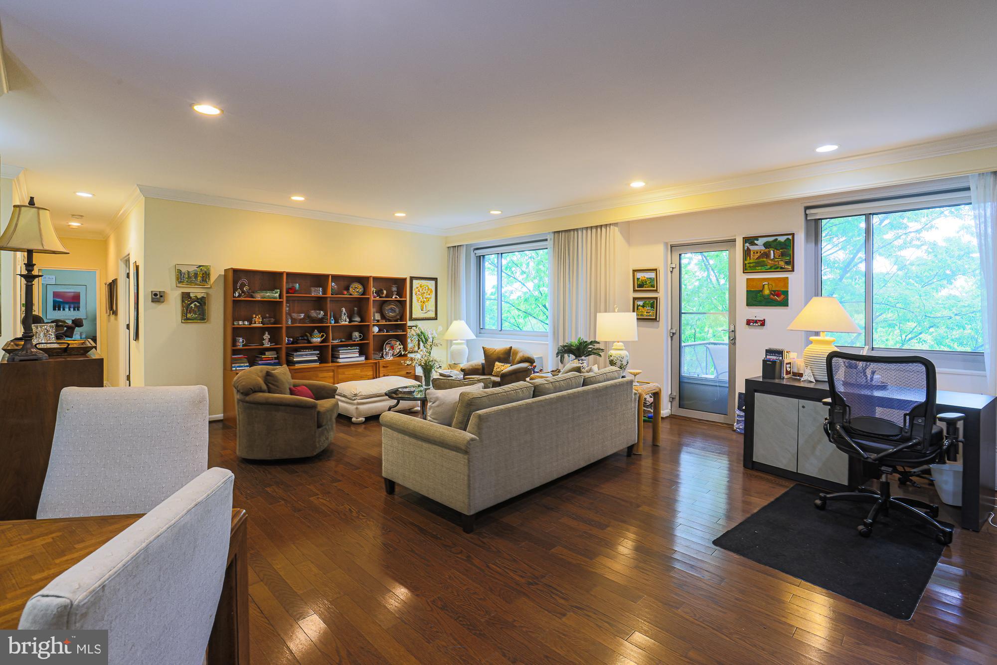 PIKESVILLE - Residential