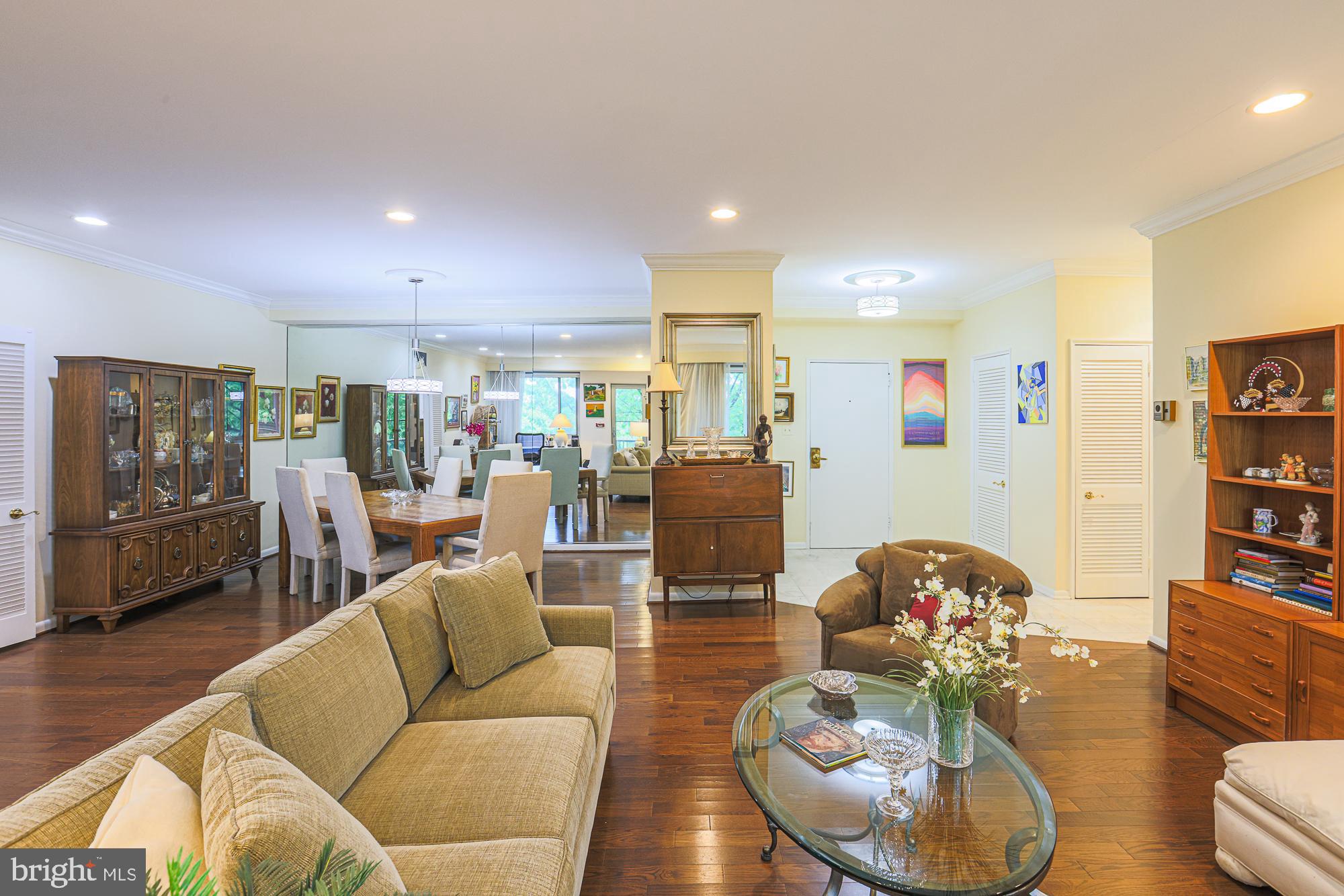 PIKESVILLE - Residential