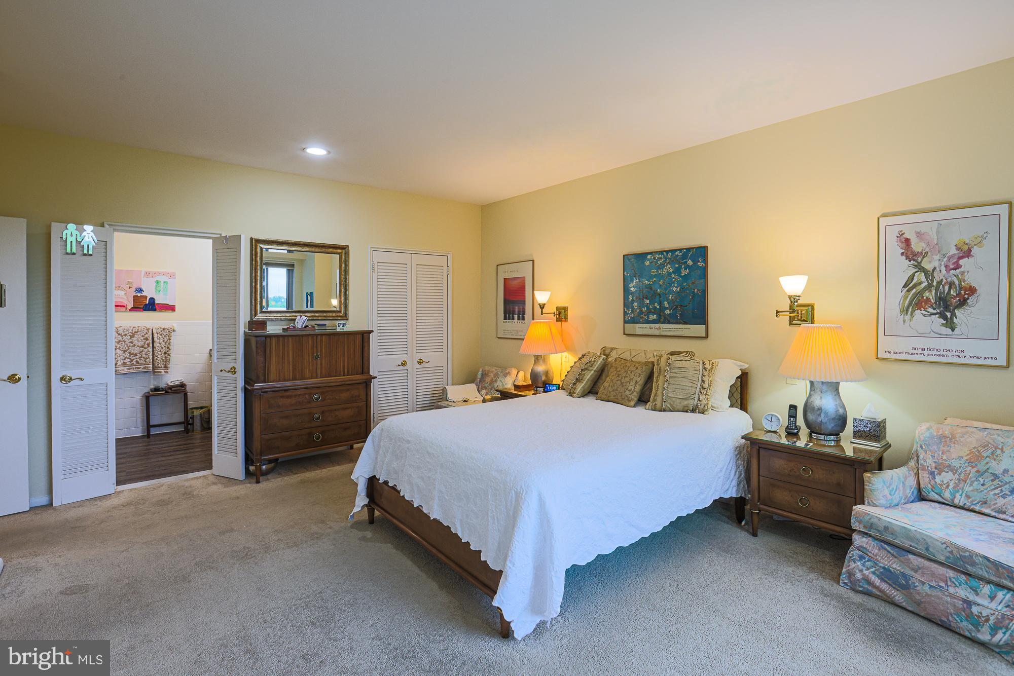 PIKESVILLE - Residential