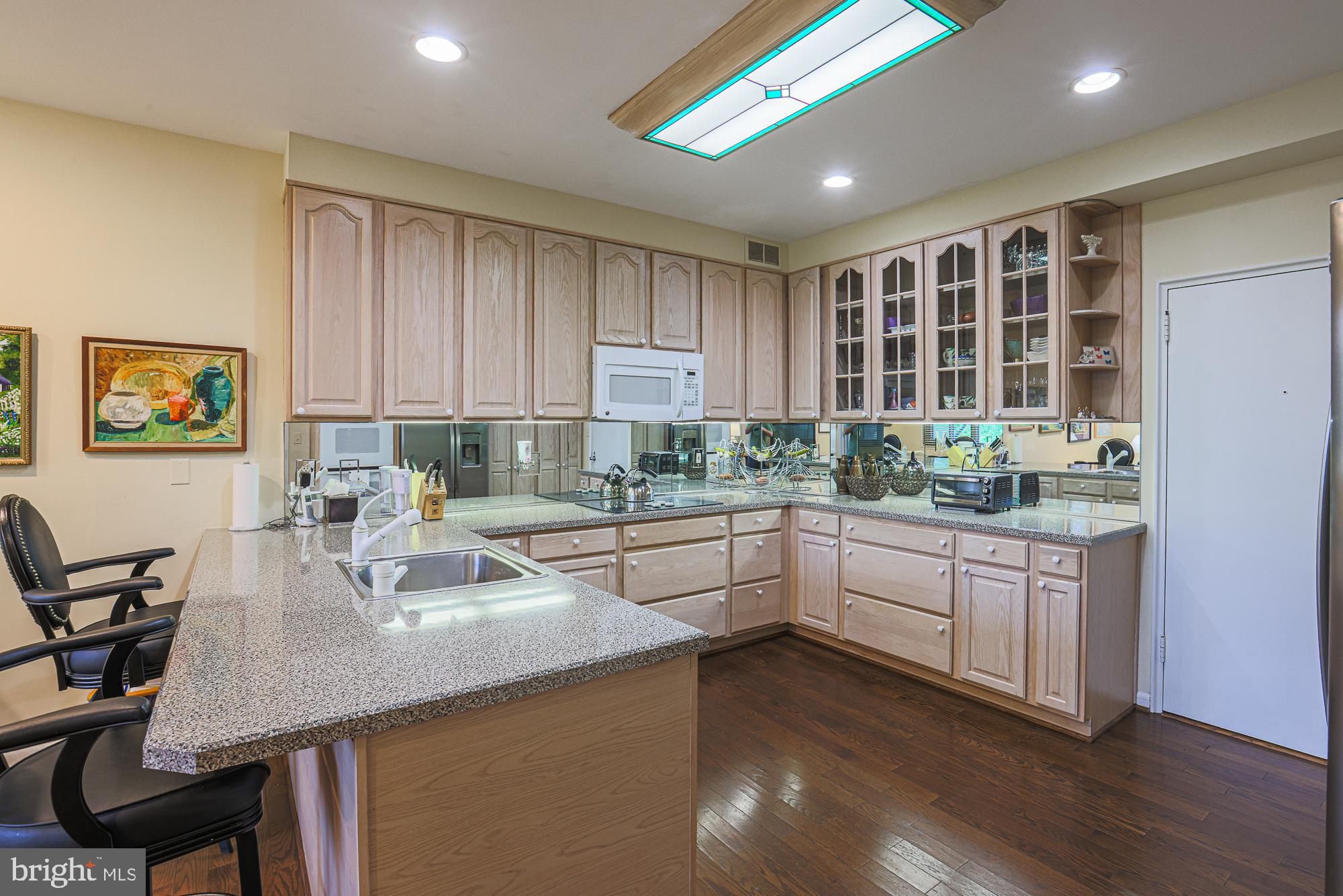 PIKESVILLE - Residential