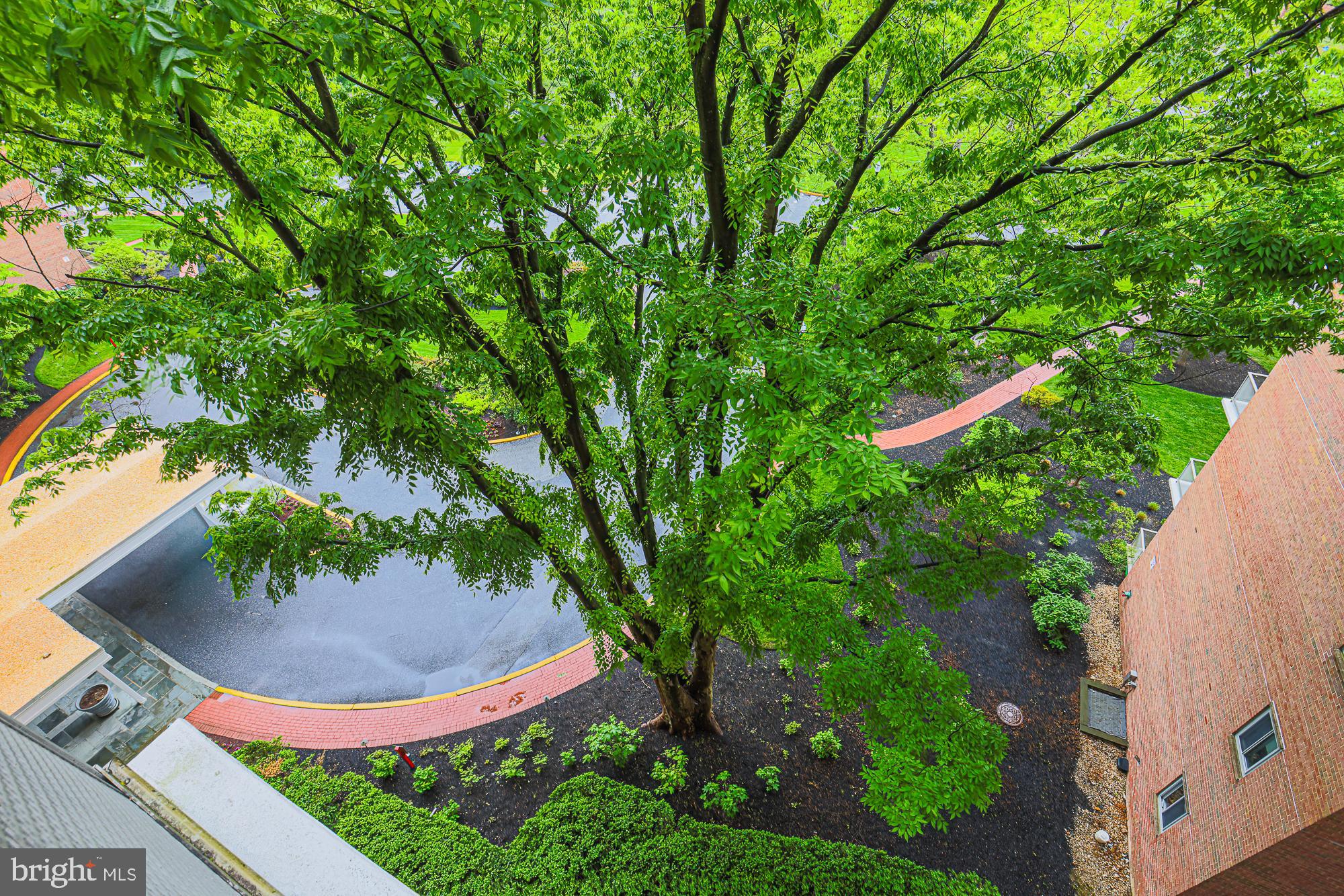 PIKESVILLE - Residential