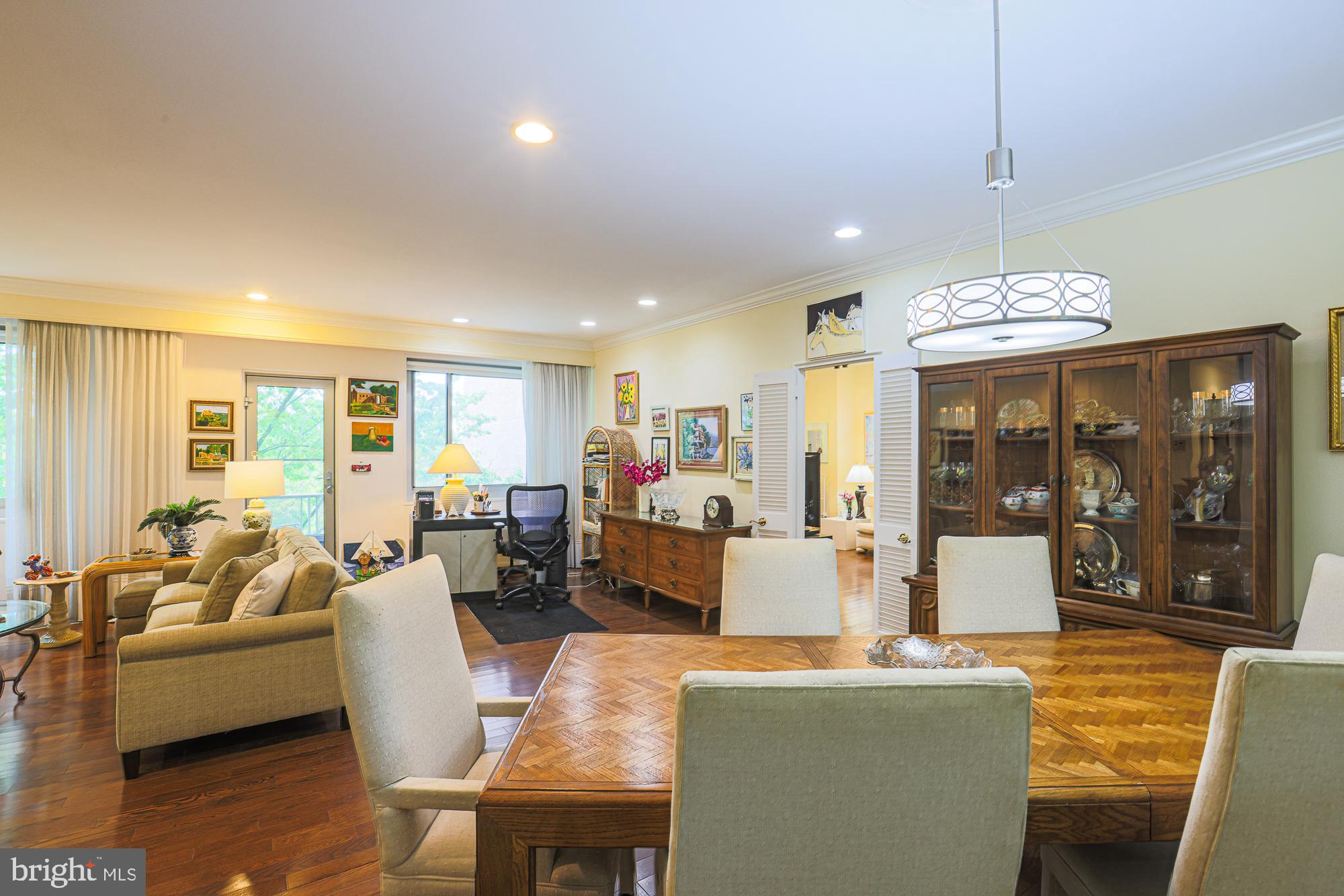PIKESVILLE - Residential