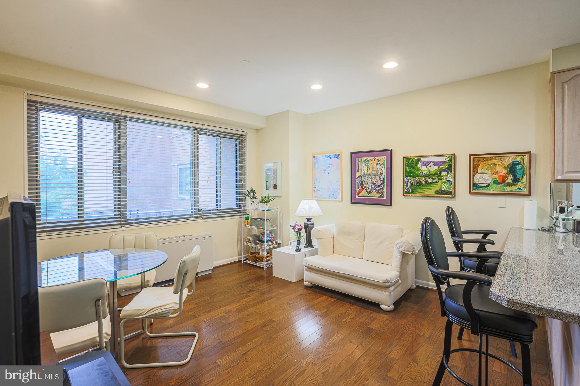 PIKESVILLE - Residential